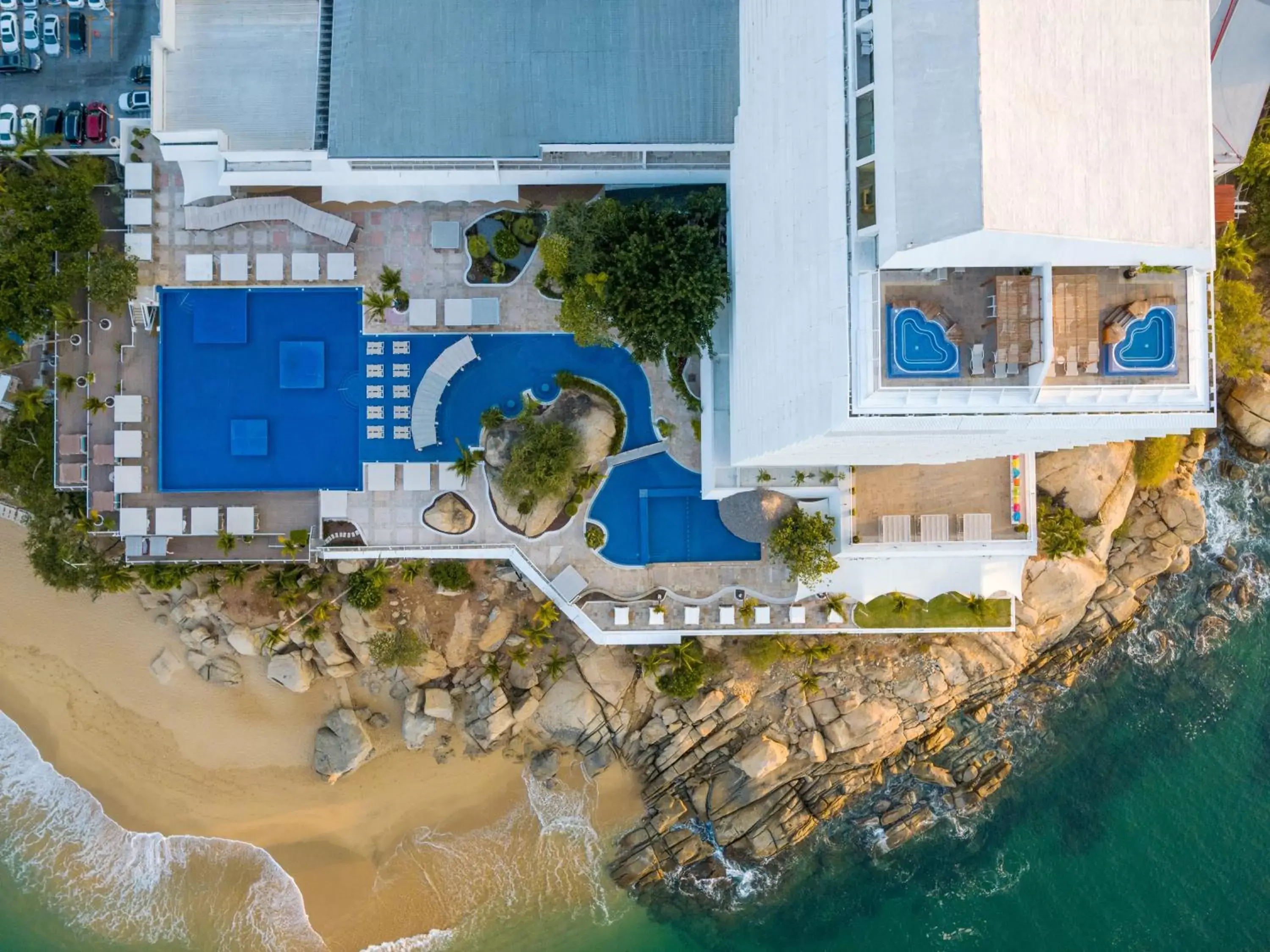 Property building, Pool View in Fiesta Americana Acapulco Villas