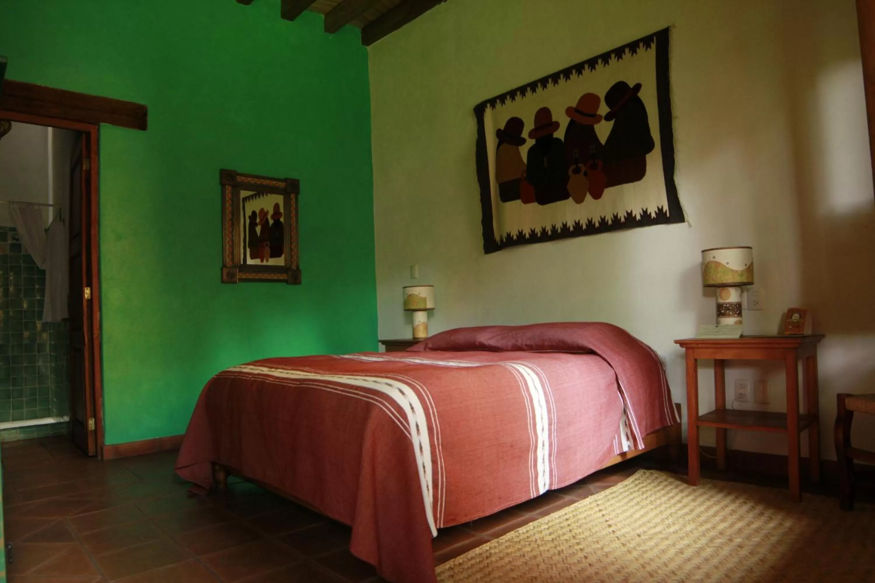 Decorative detail, Bed in Posada Yolihuani