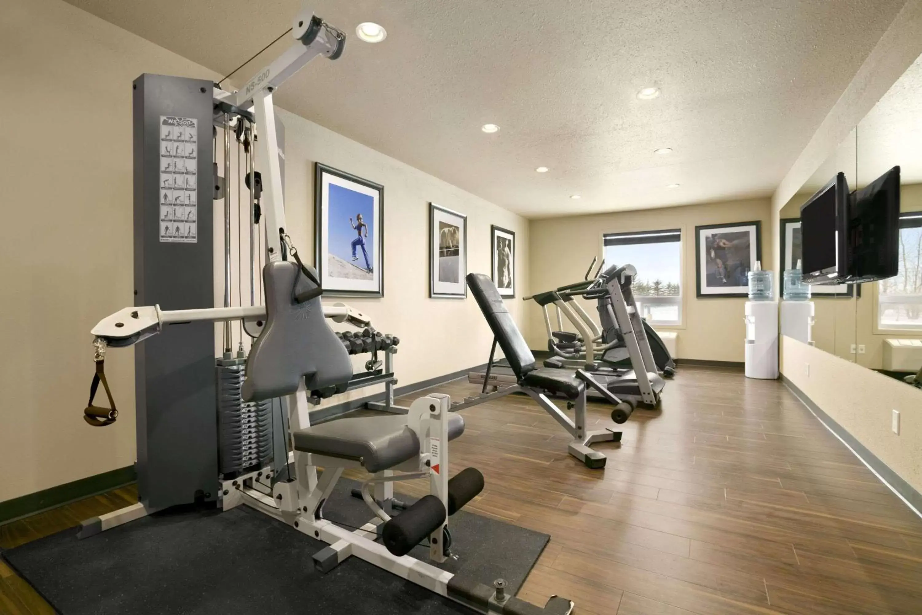 Fitness centre/facilities, Fitness Center/Facilities in Days Inn by Wyndham Regina