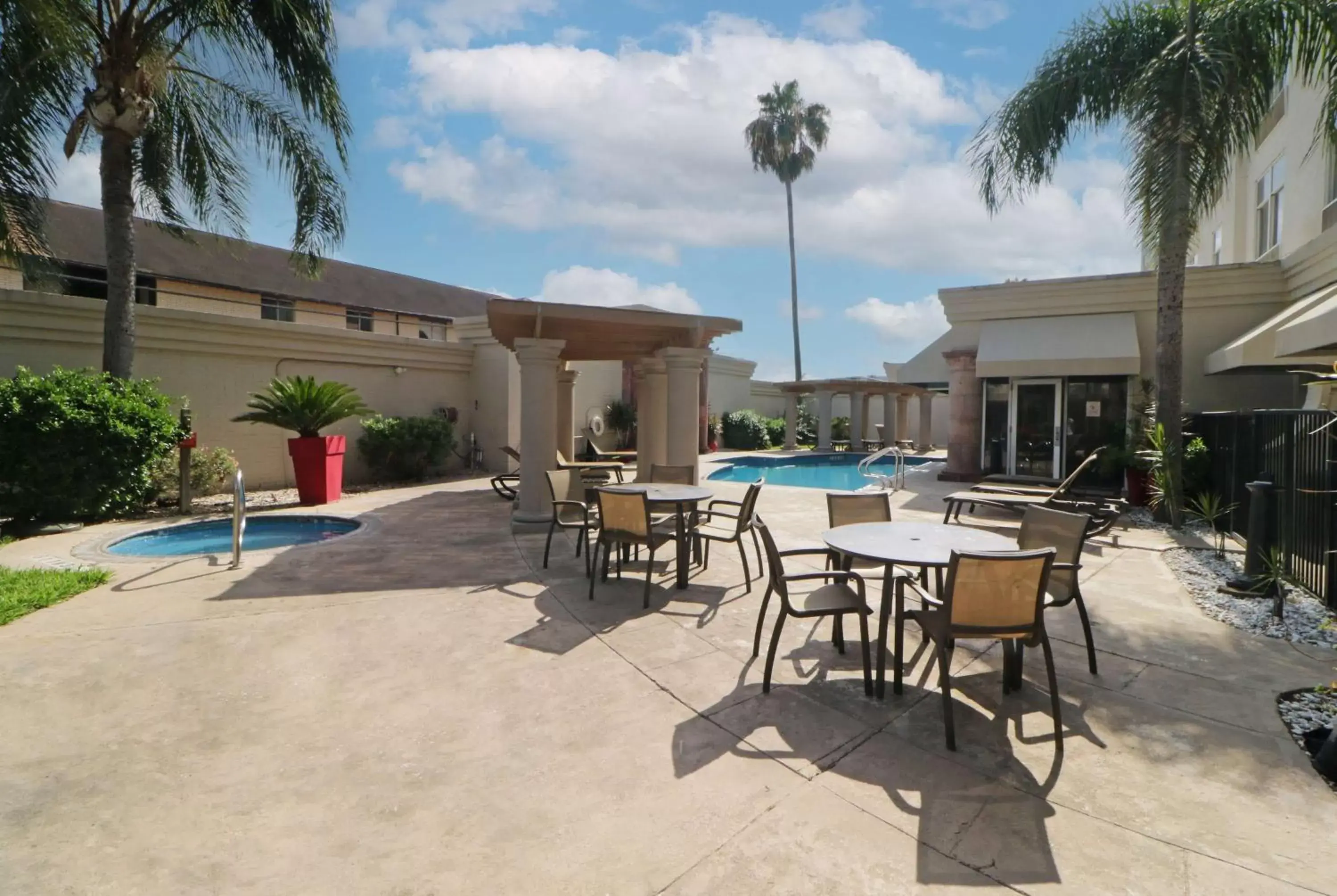 Swimming Pool in Wyndham Garden McAllen at La Plaza Mall