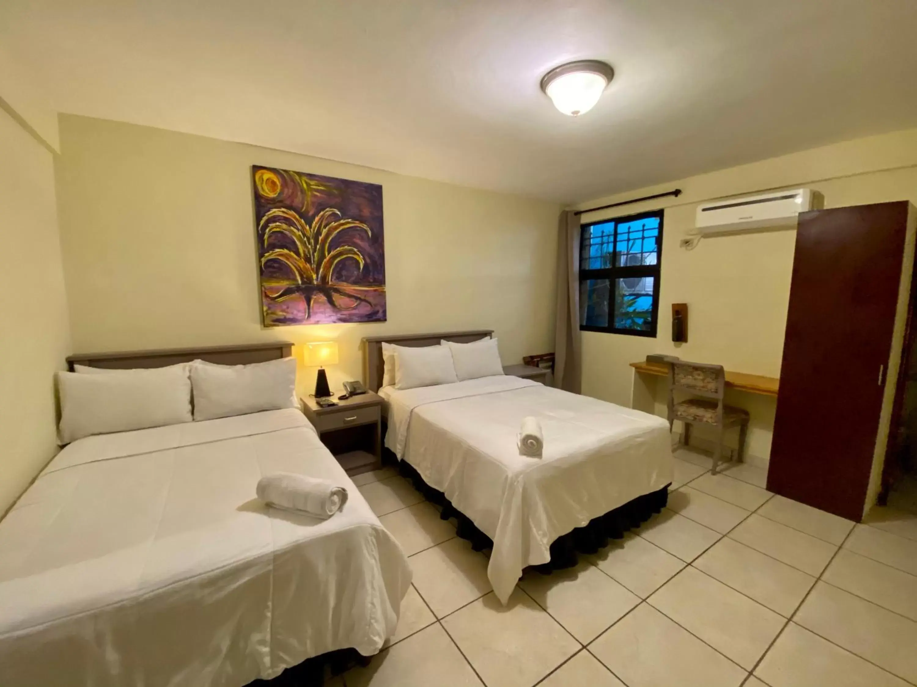Bedroom, Bed in Morrison Hotel de la Escalon