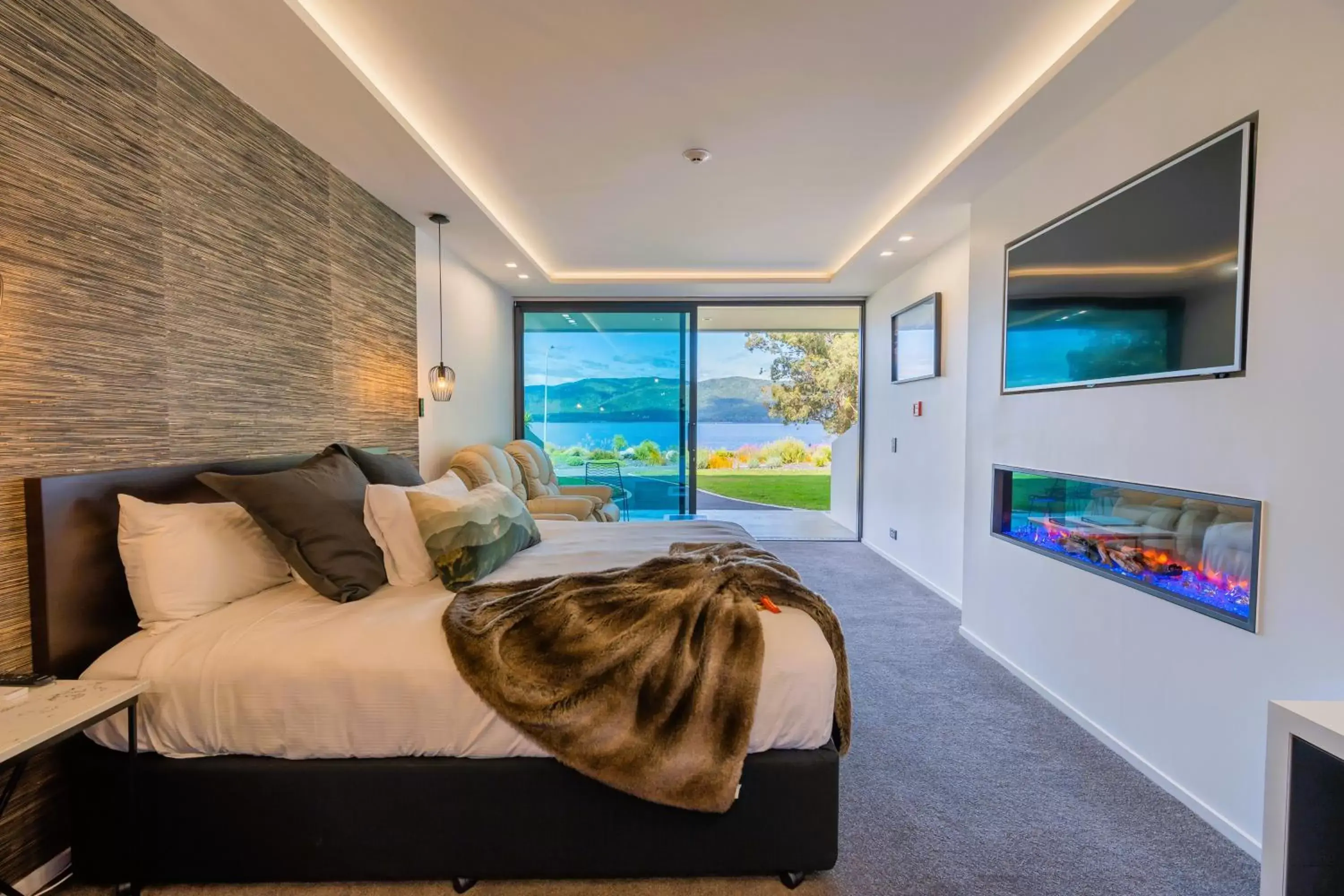 Living room in Fiordland Lakeview Motel and Apartments