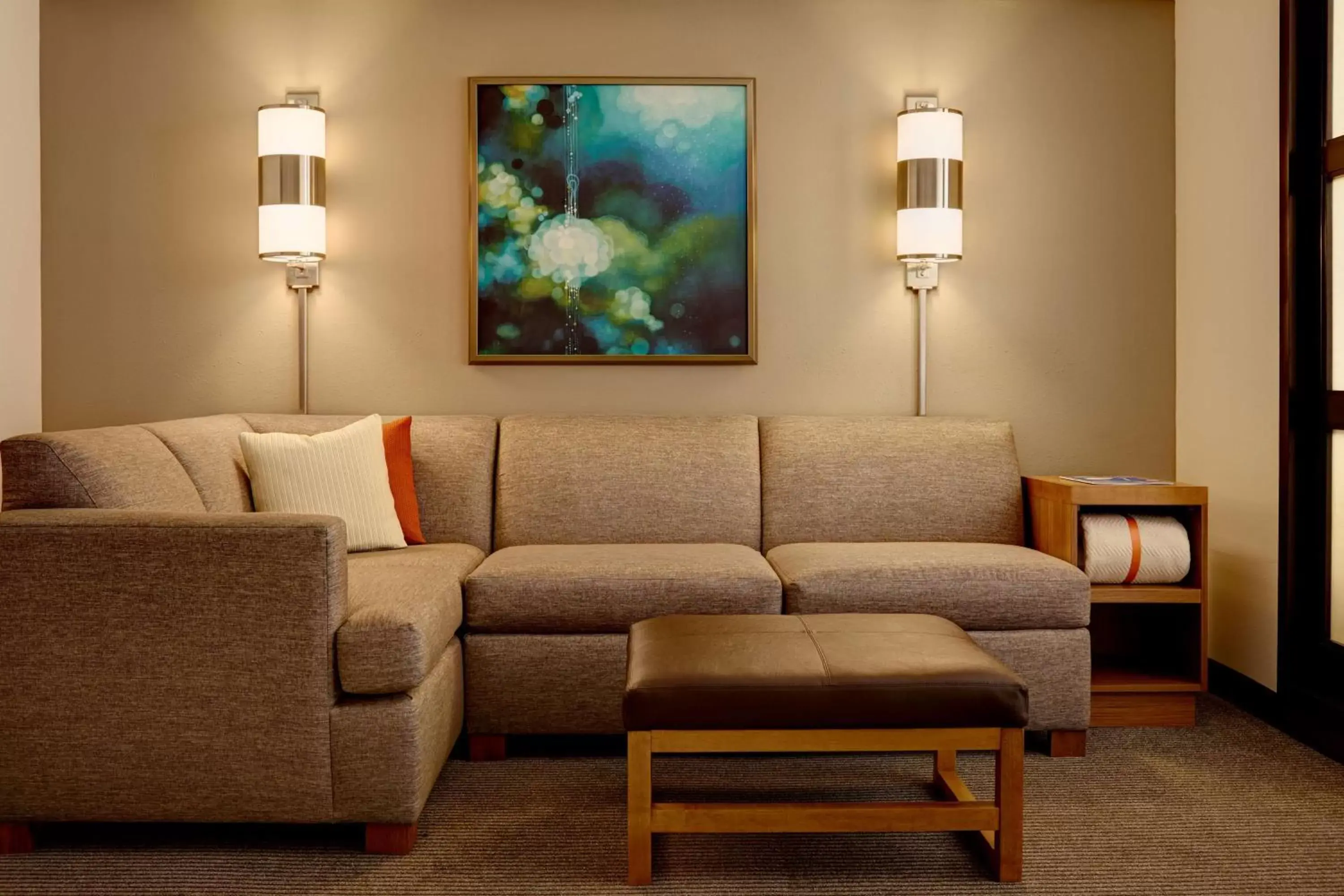 Bedroom, Seating Area in Hyatt Place Colorado Springs Garden Of The Gods