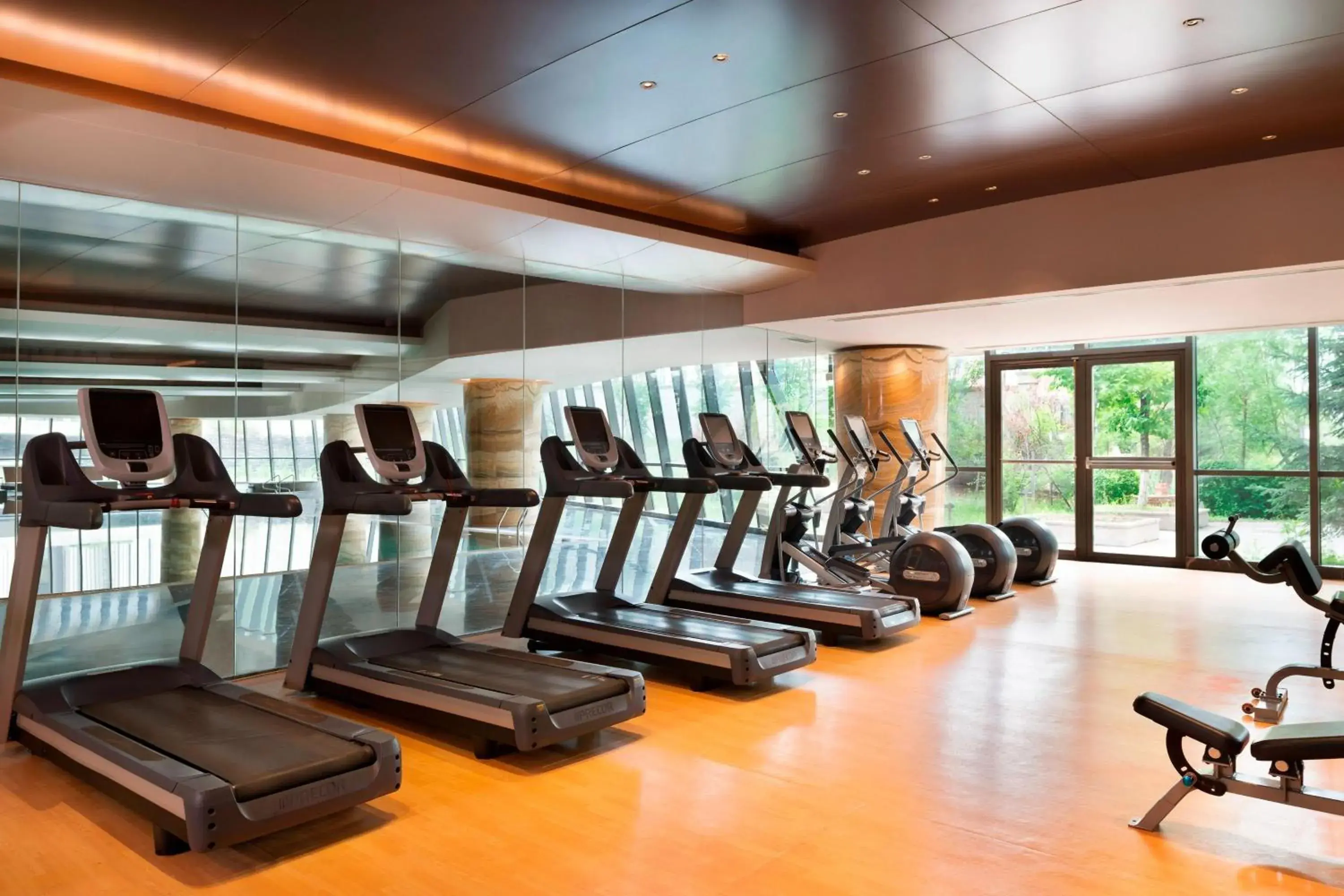 Fitness centre/facilities, Fitness Center/Facilities in Sheraton Changchun Jingyuetan Hotel