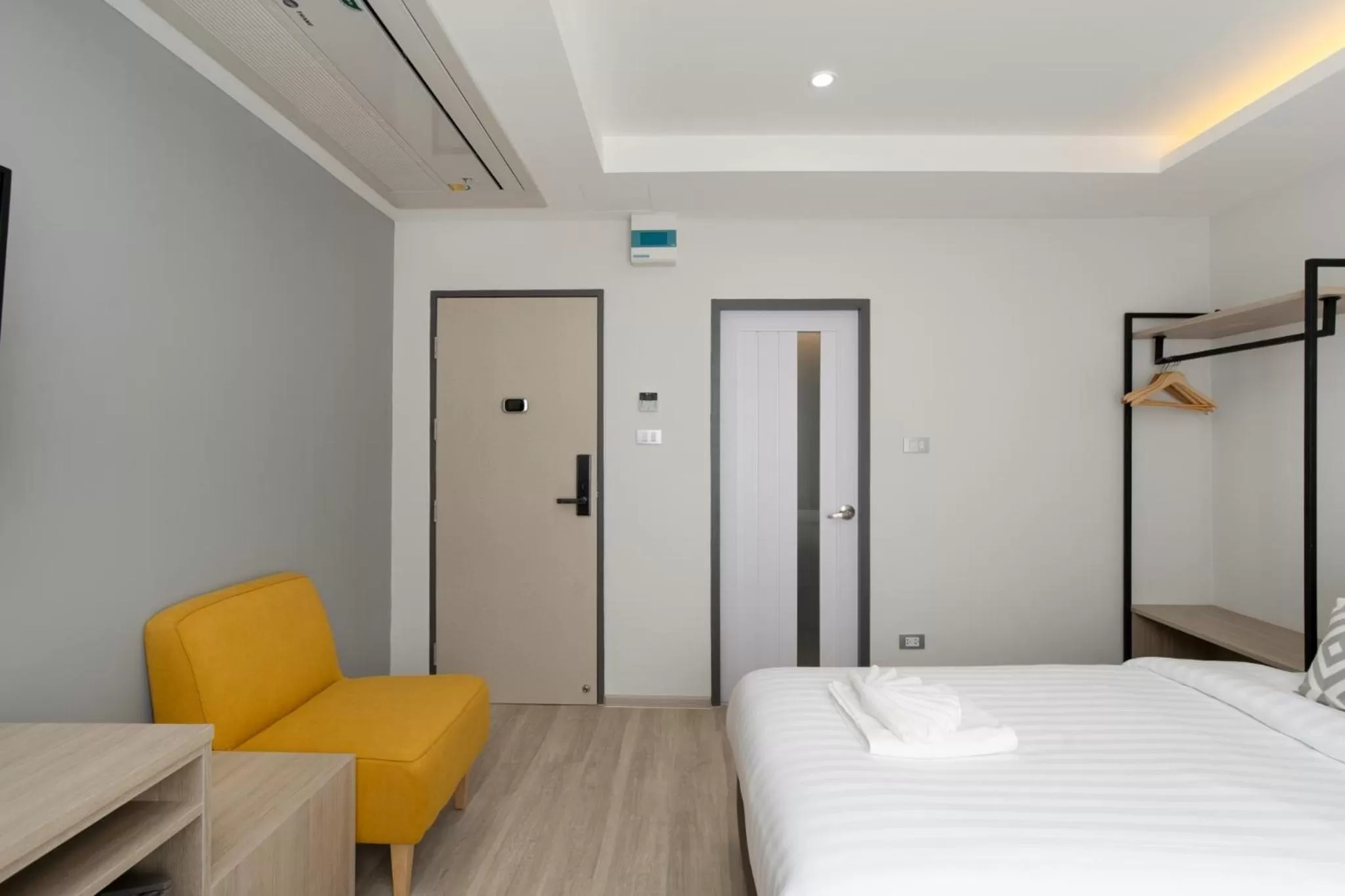 Bed in The Riski Hotel at Bangphlat Station SHA