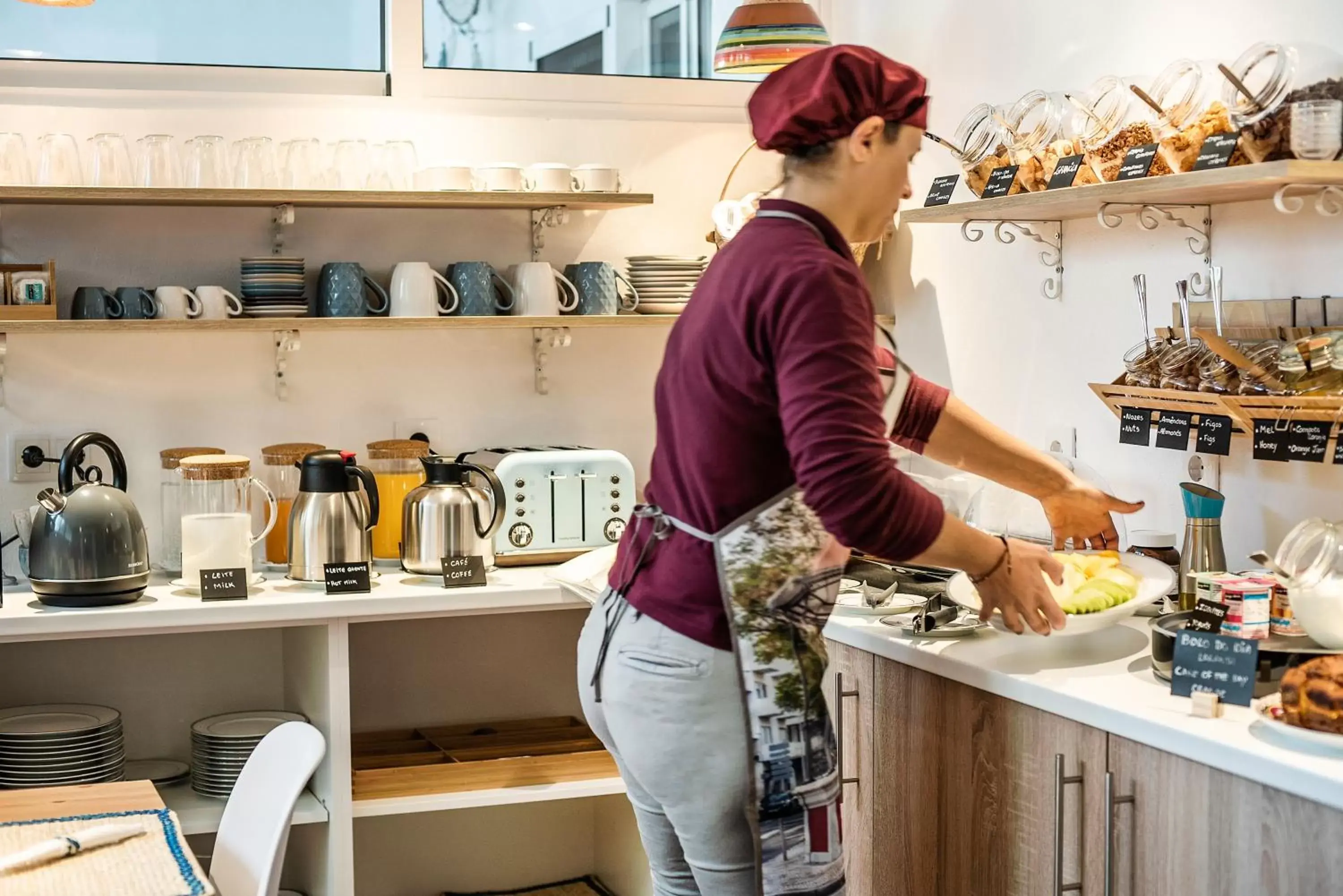 Breakfast, Kitchen/Kitchenette in Loulé Coreto Guesthouse