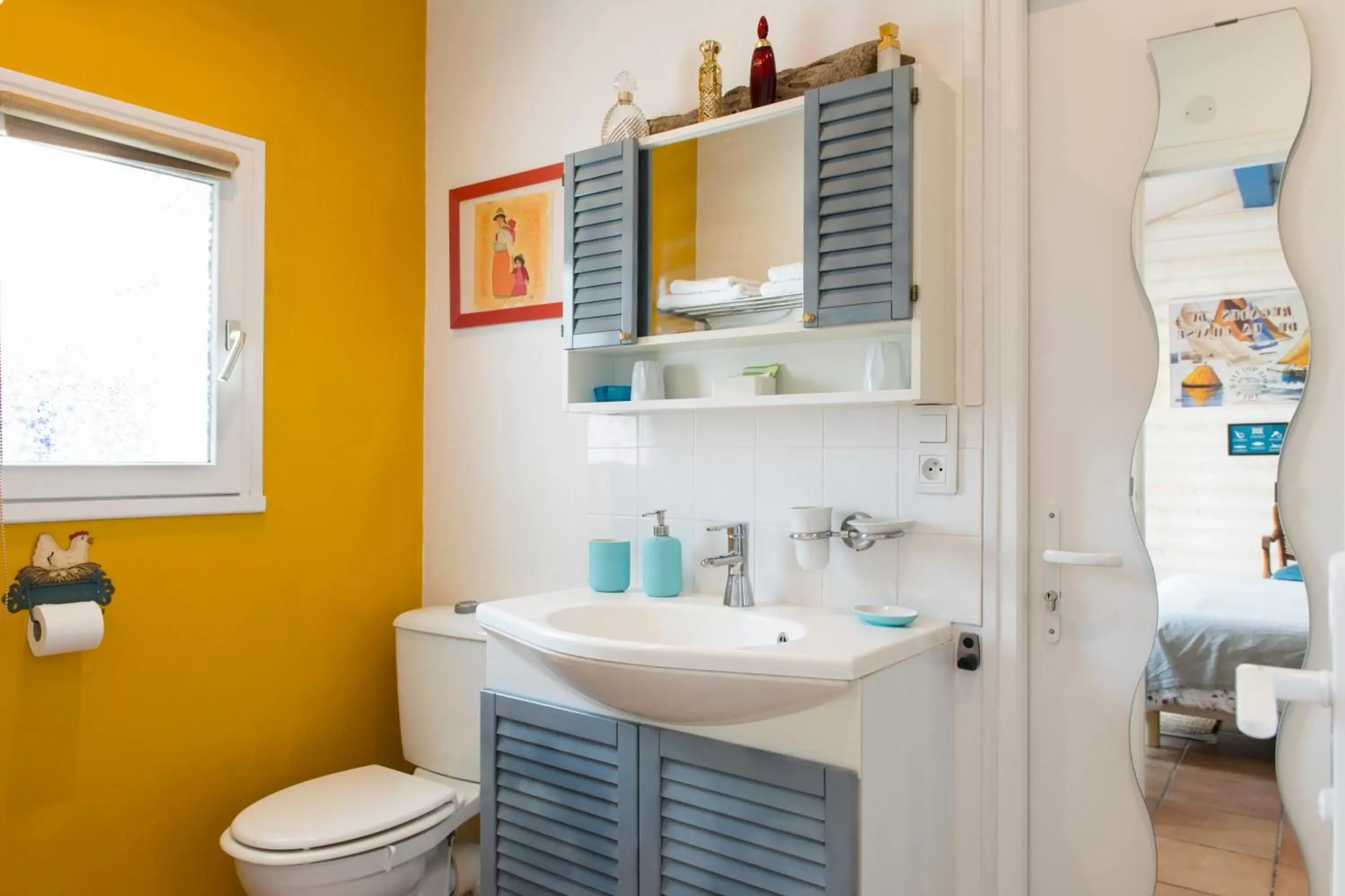 Bathroom in Les Yeux Bleus Bed & Breakfast