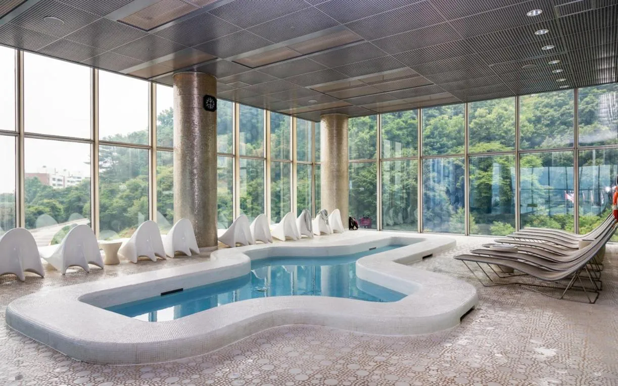 Swimming pool in Vista Walkerhill Seoul - formerly W Seoul