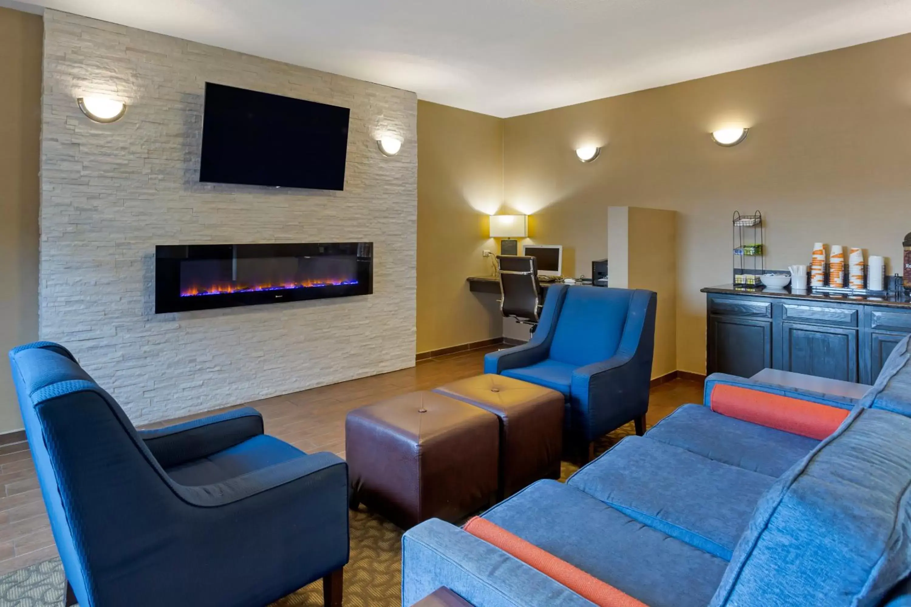 Lobby or reception in Comfort Inn Hobart - Merrillville