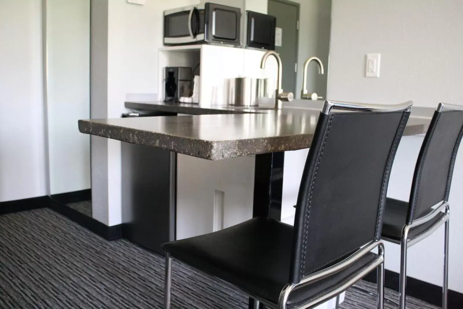 Kitchen or kitchenette, Kitchen/Kitchenette in The Wallhouse Hotel, Ascend Hotel Collection