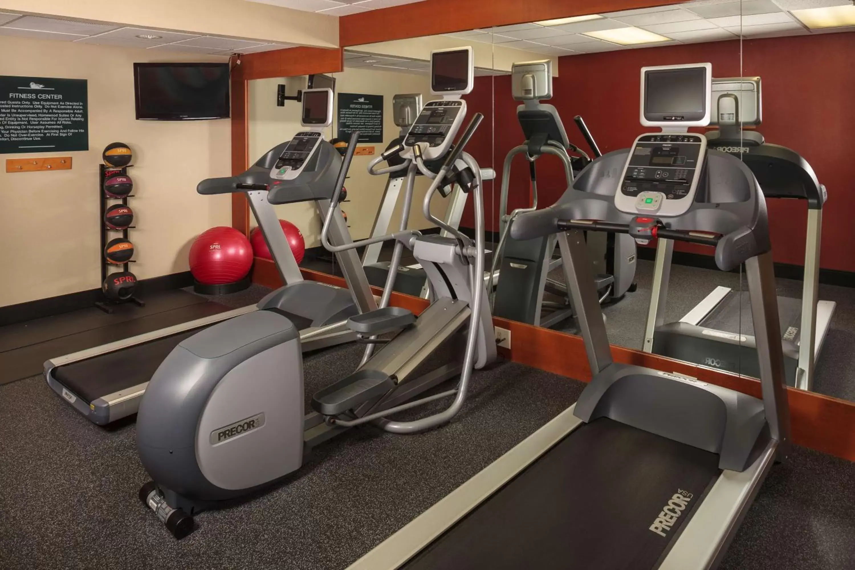 Fitness centre/facilities, Fitness Center/Facilities in Homewood Suites by Hilton Dallas Market Center