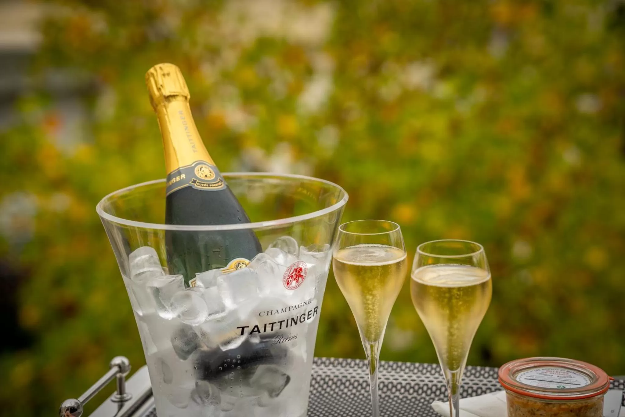 Patio in Hotel Villa Saxe Eiffel
