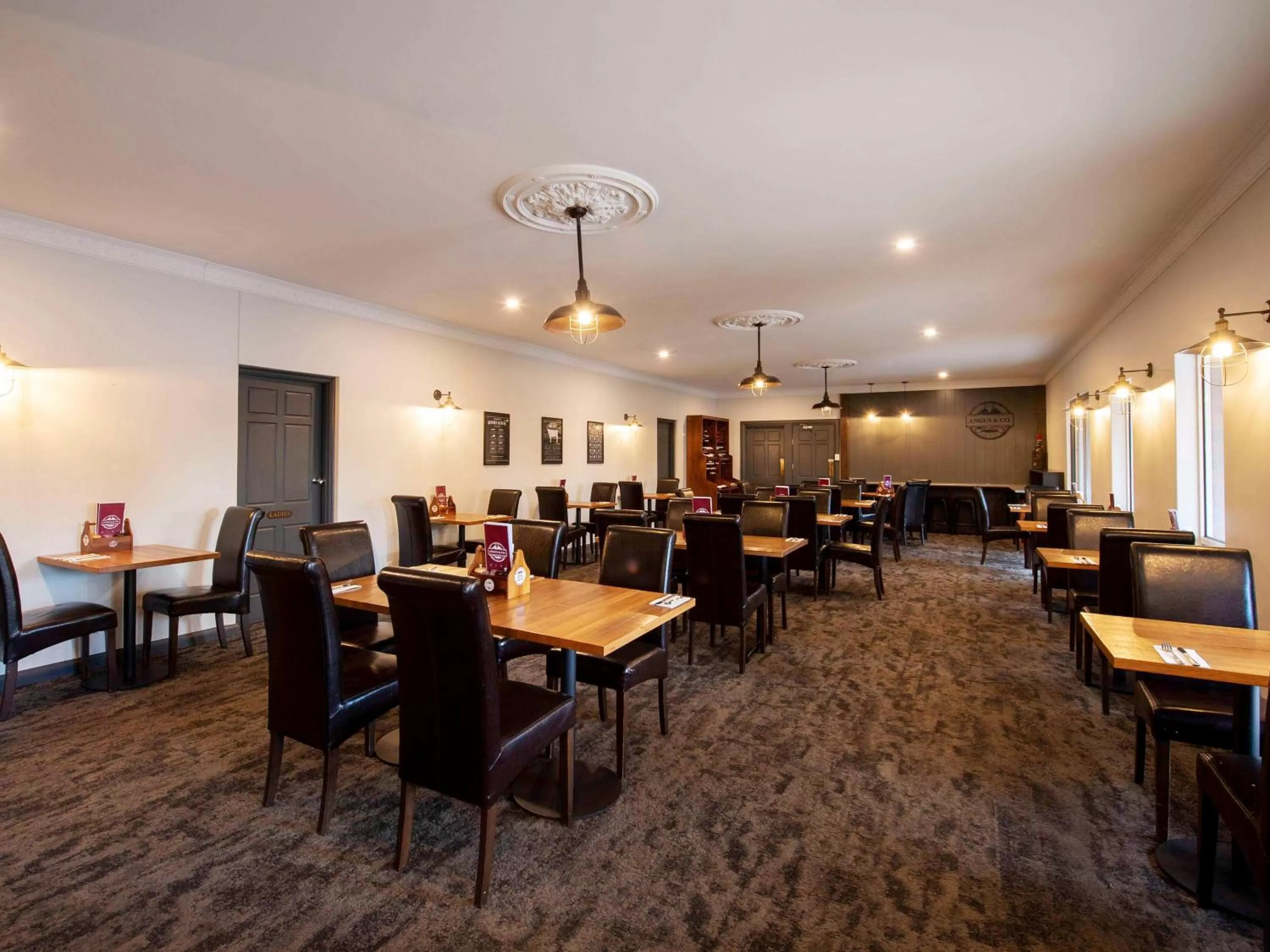 Restaurant/Places to Eat in John Pirie Motor Inn