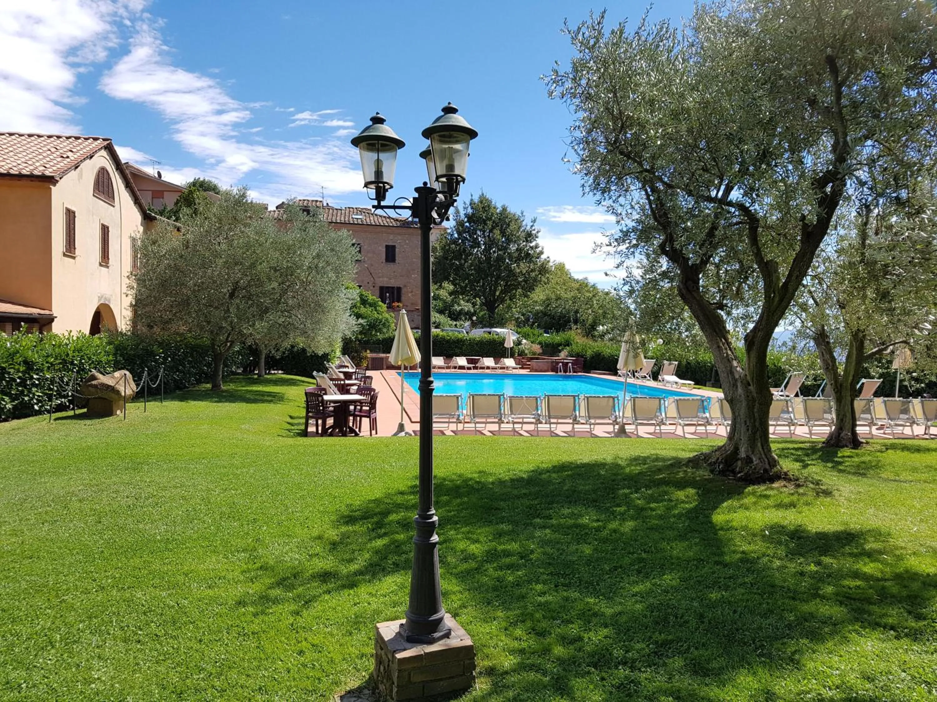 Garden in Villa Nencini