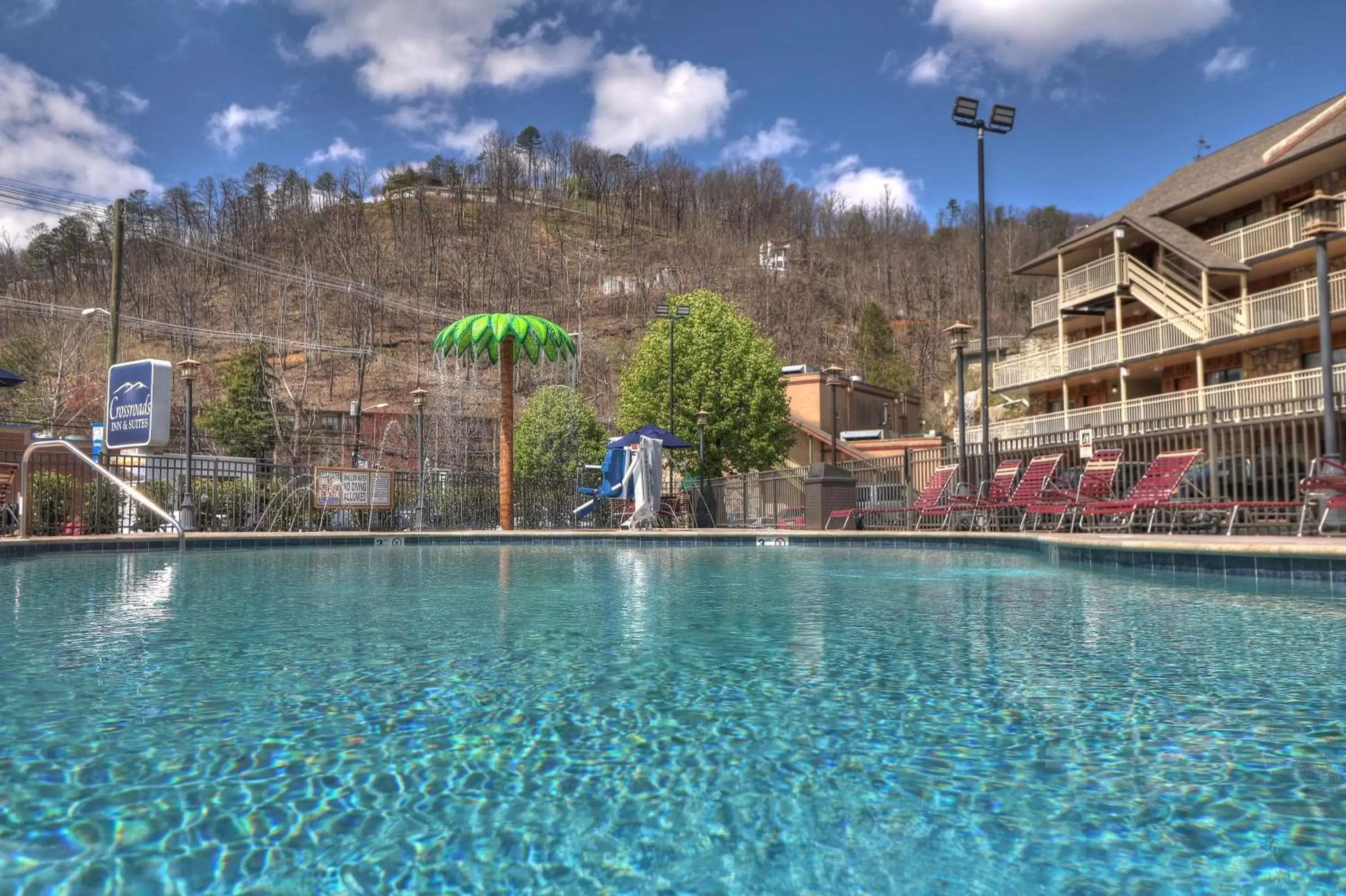 Swimming Pool in Crossroads Inn & Suites
