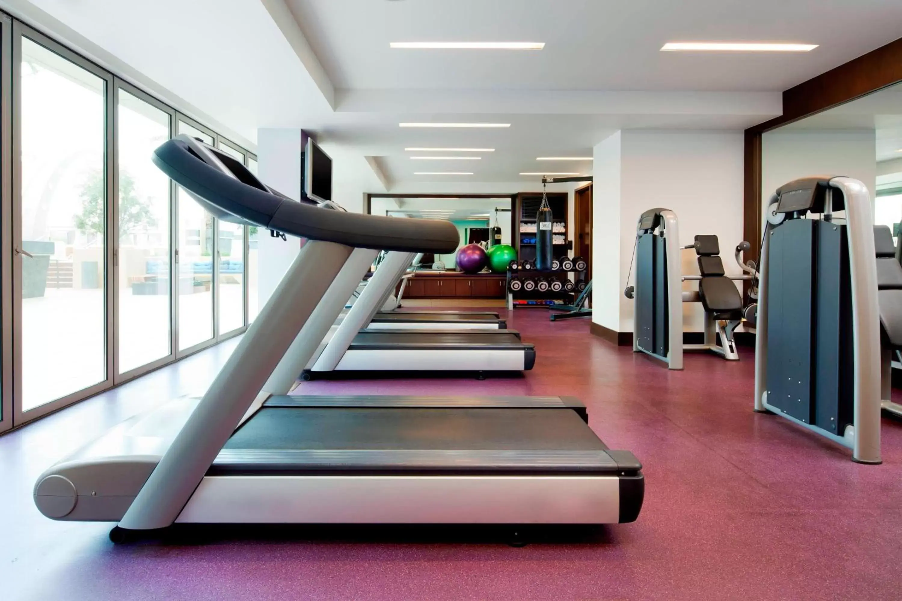 Area and facilities, Fitness Center/Facilities in W Scottsdale