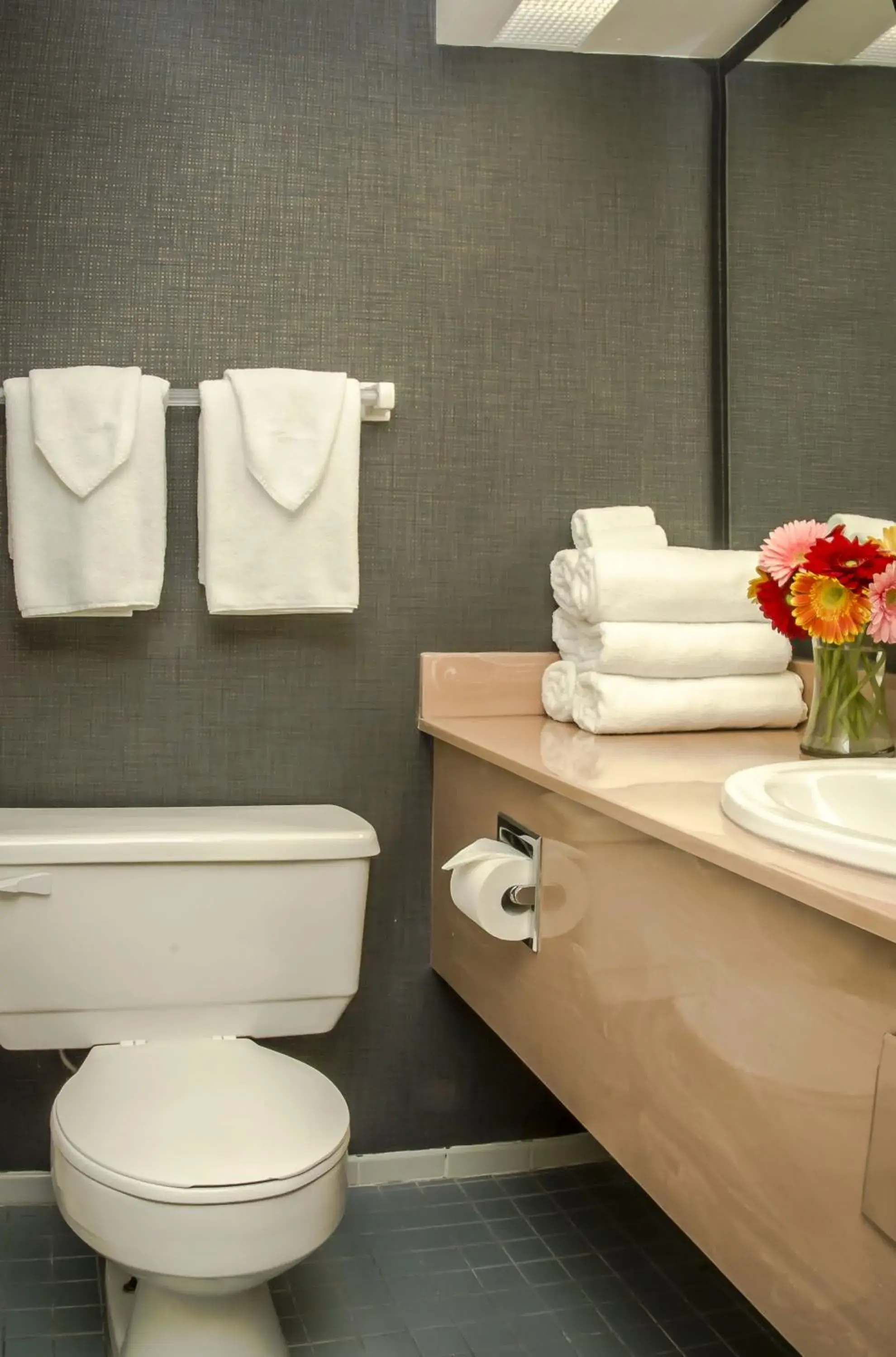 Deluxe King One Bedroom Suite in Cartier Place Suite Hotel Deluxe King One Bedroom Suite in Cartier Place Suite Hotel