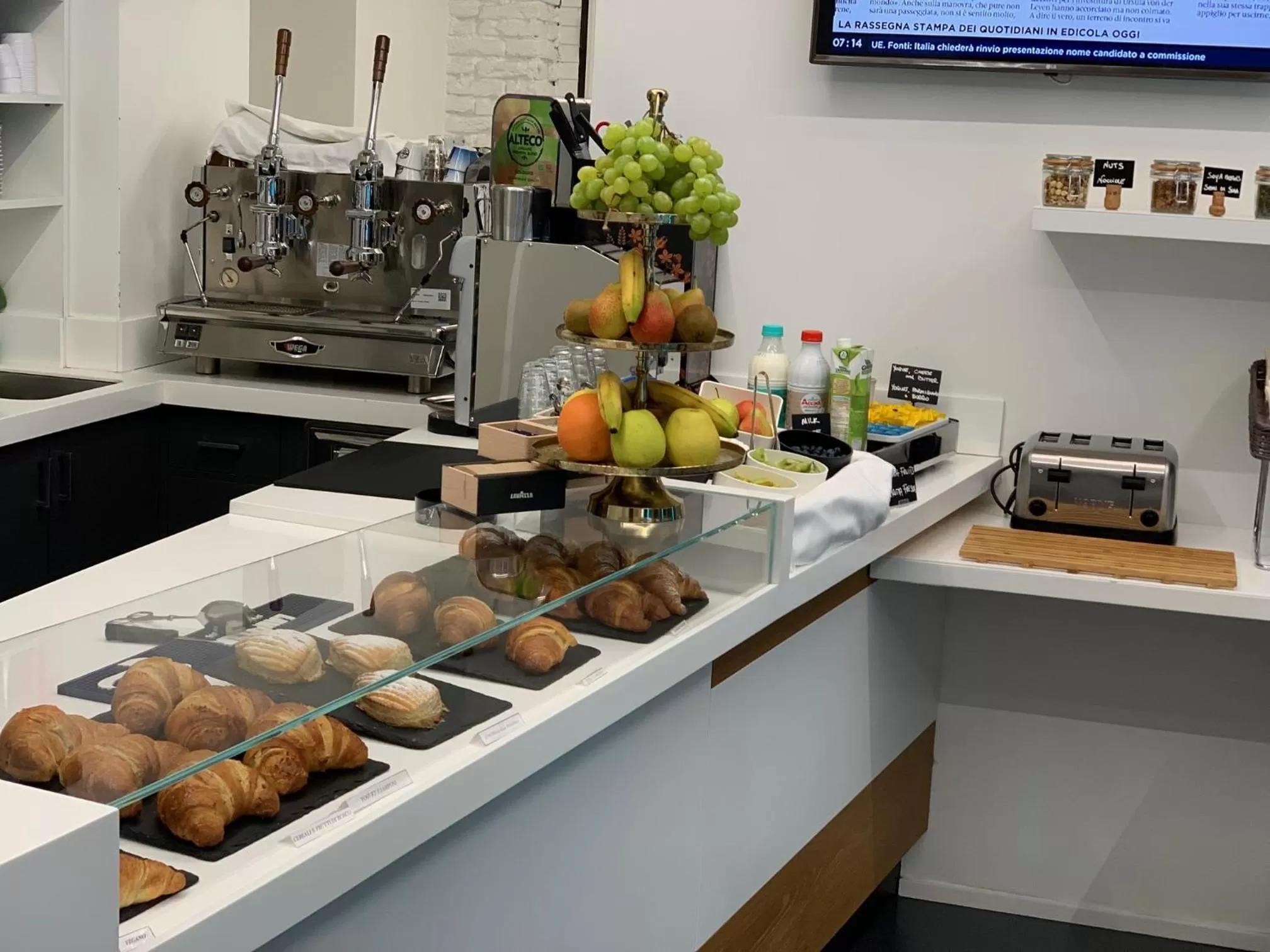 Food and drinks in Adalesia Hotel & Coffee