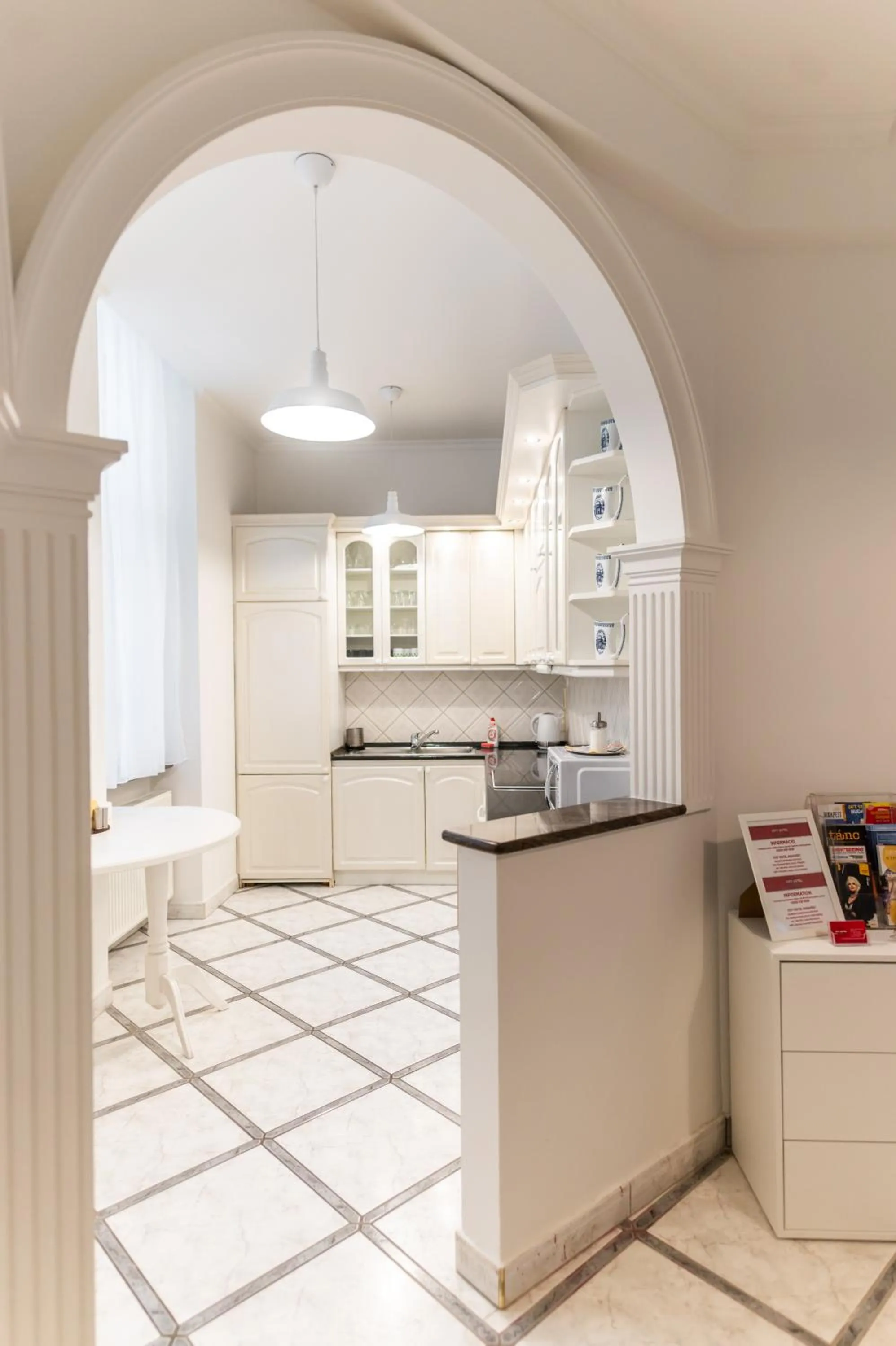 Kitchen or kitchenette in City Home Budapest