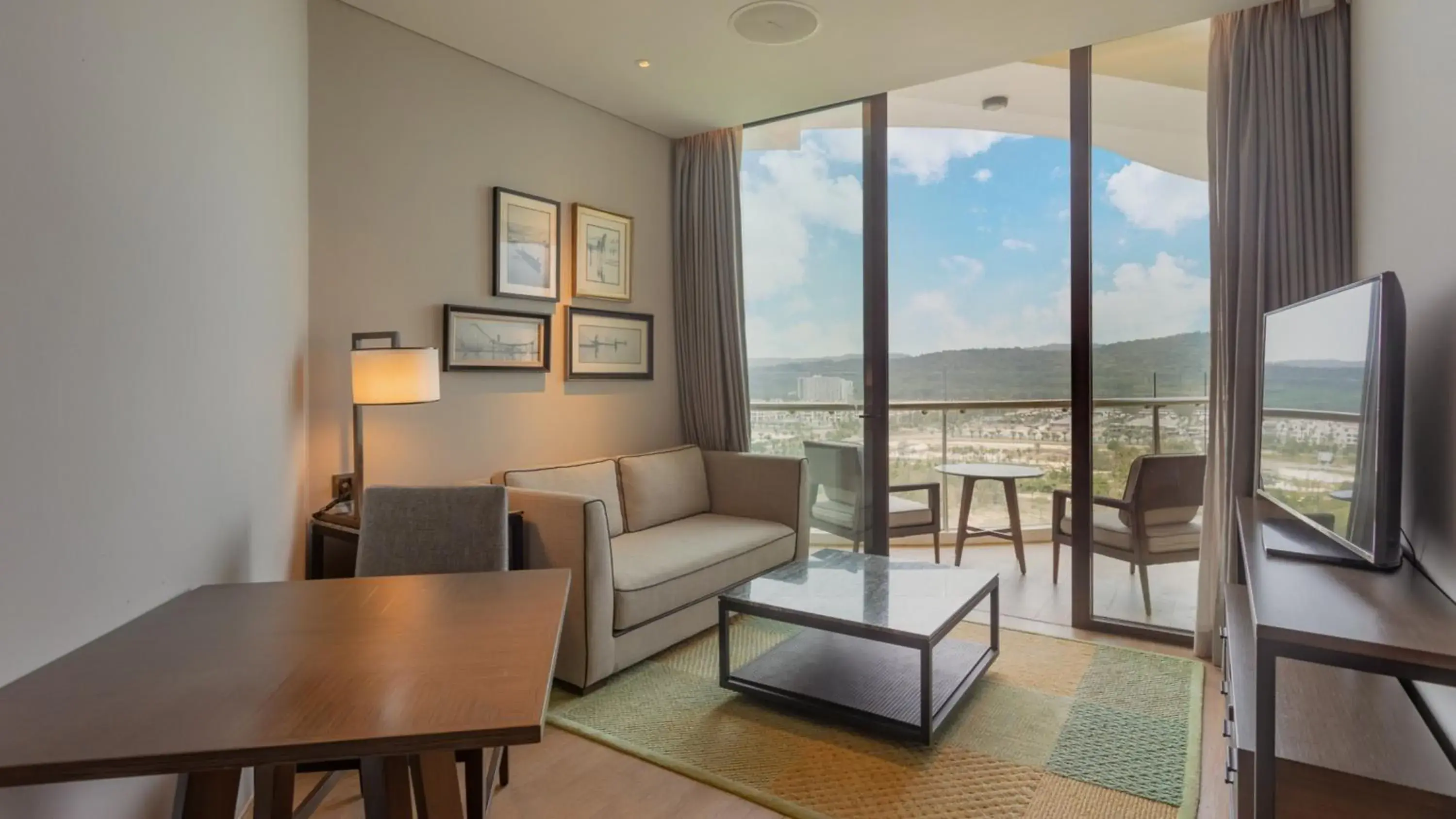 Photo of the whole room, Seating Area in InterContinental Phu Quoc Long Beach Resort, an IHG Hotel