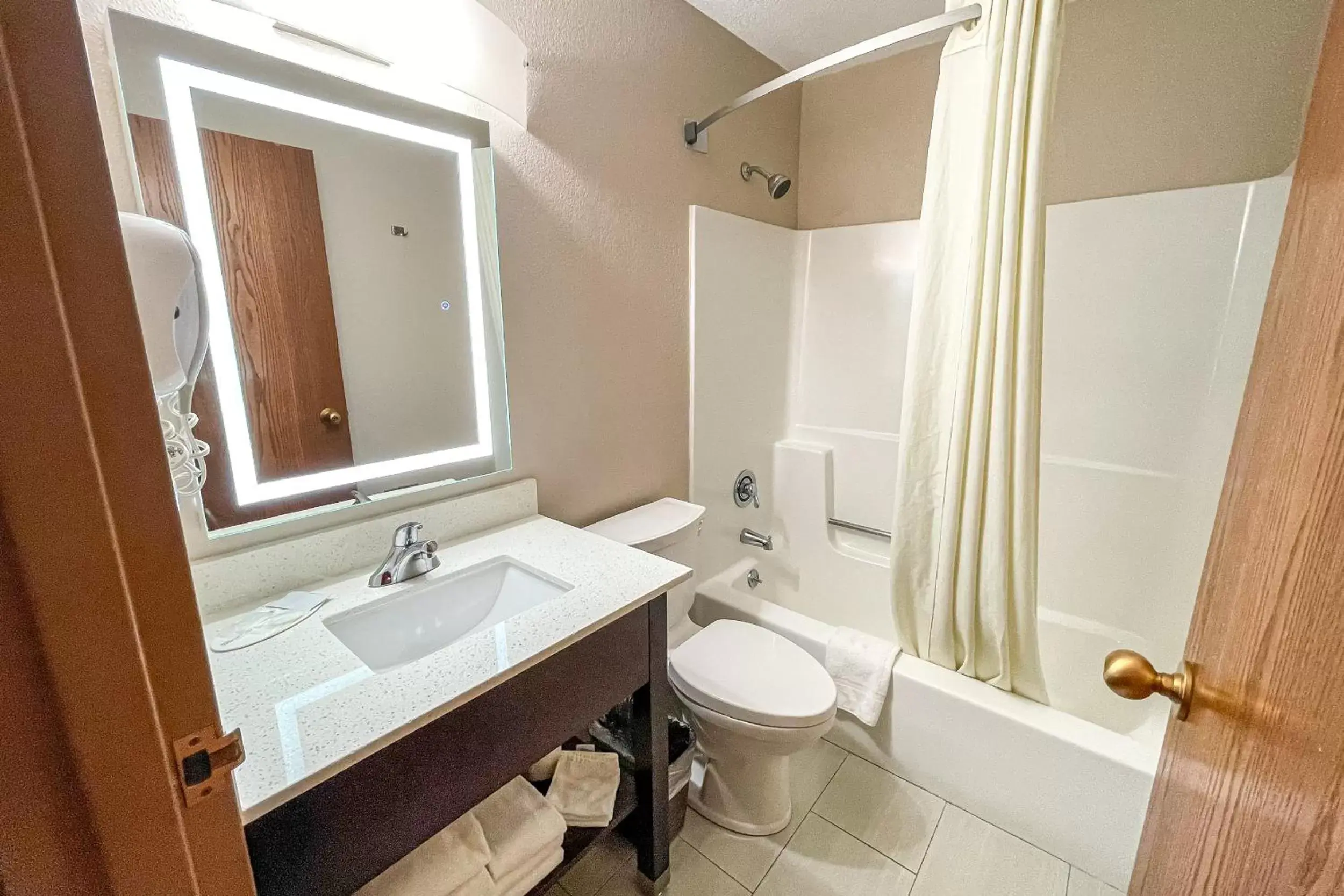 Bathroom in Super 8 by Wyndham Indianapolis Emerson