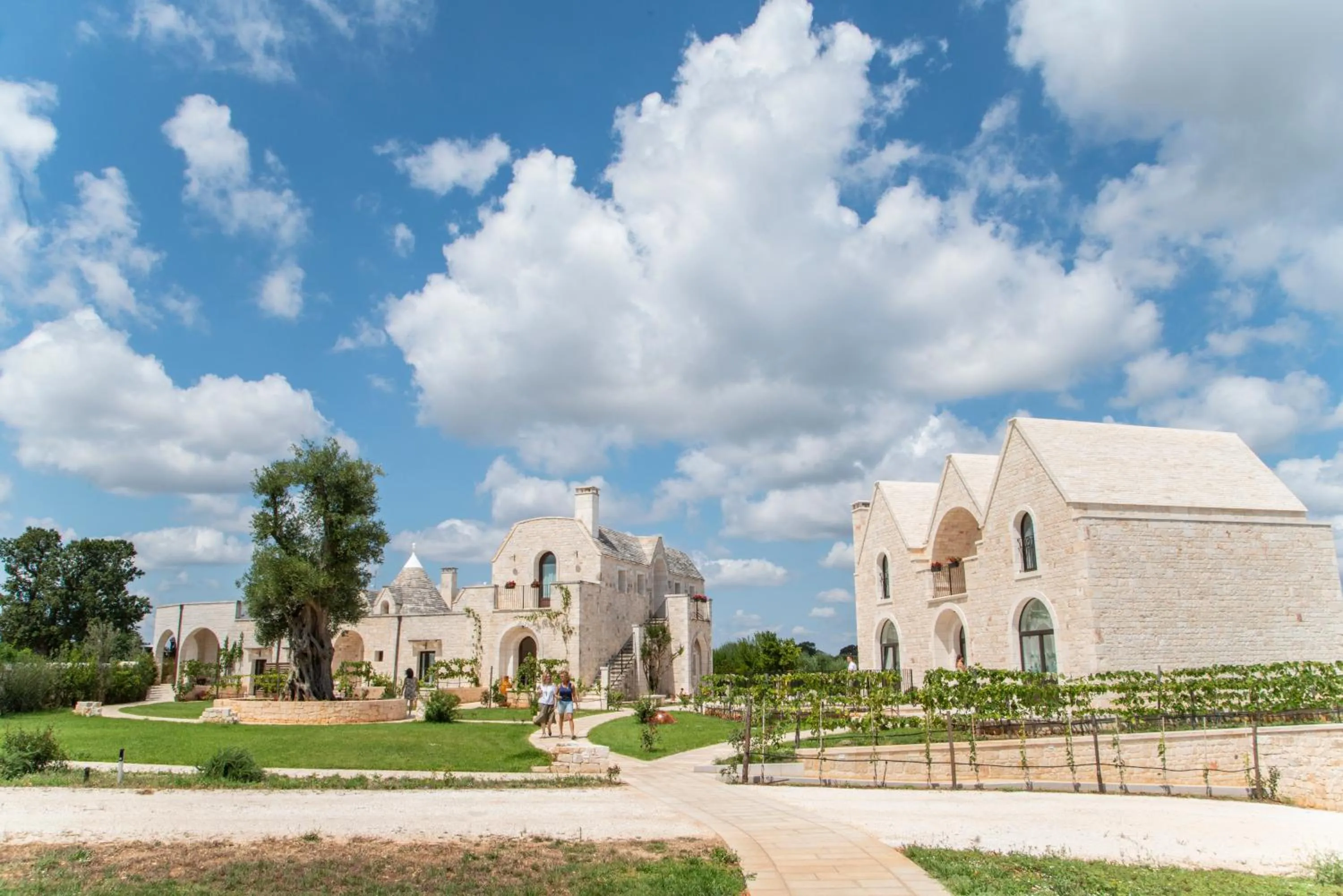 Property building in Ottolire Resort