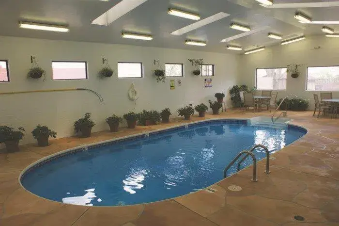 Swimming Pool in Wetherill Inn