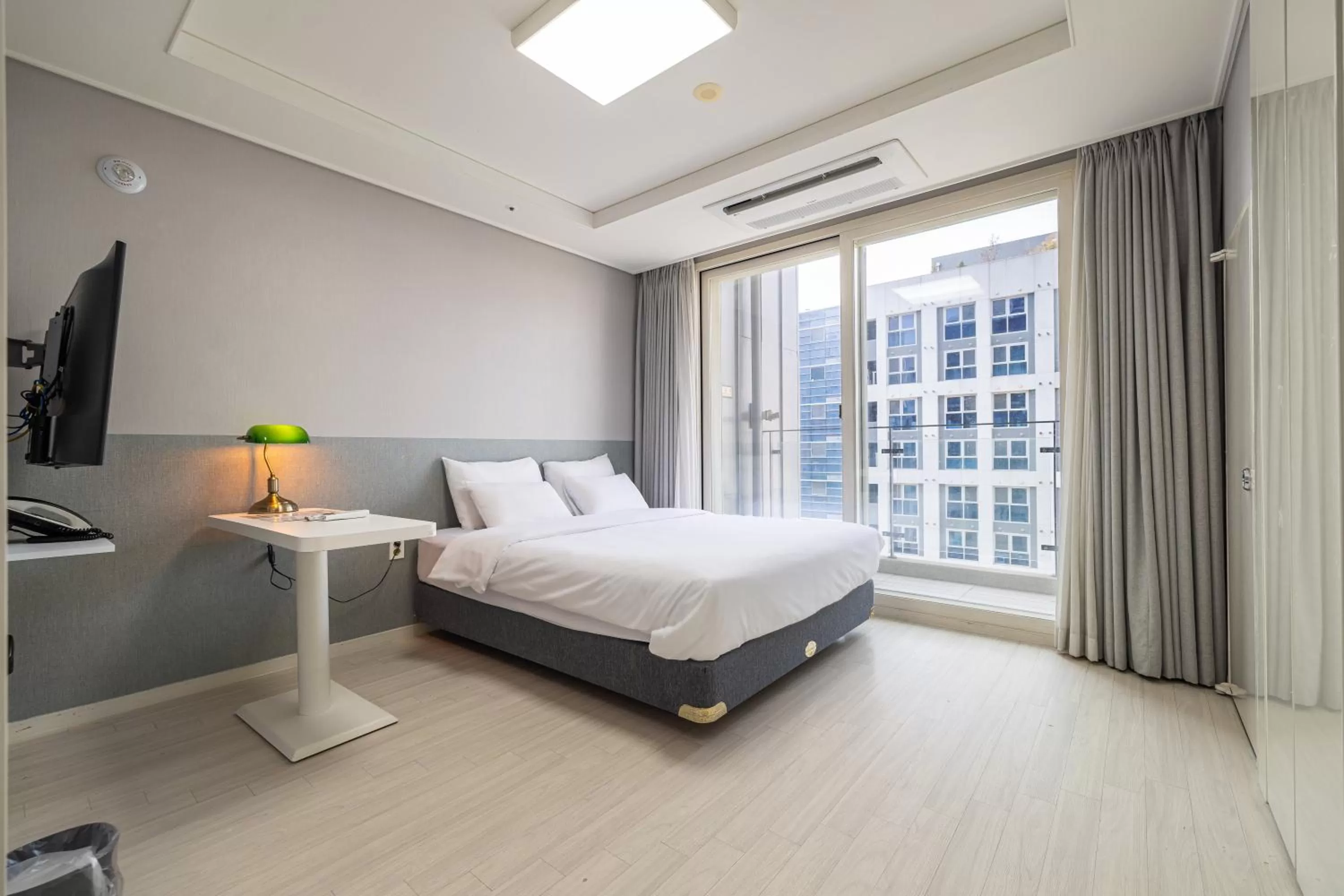 Bed in GL City Hotel Incheon Airport