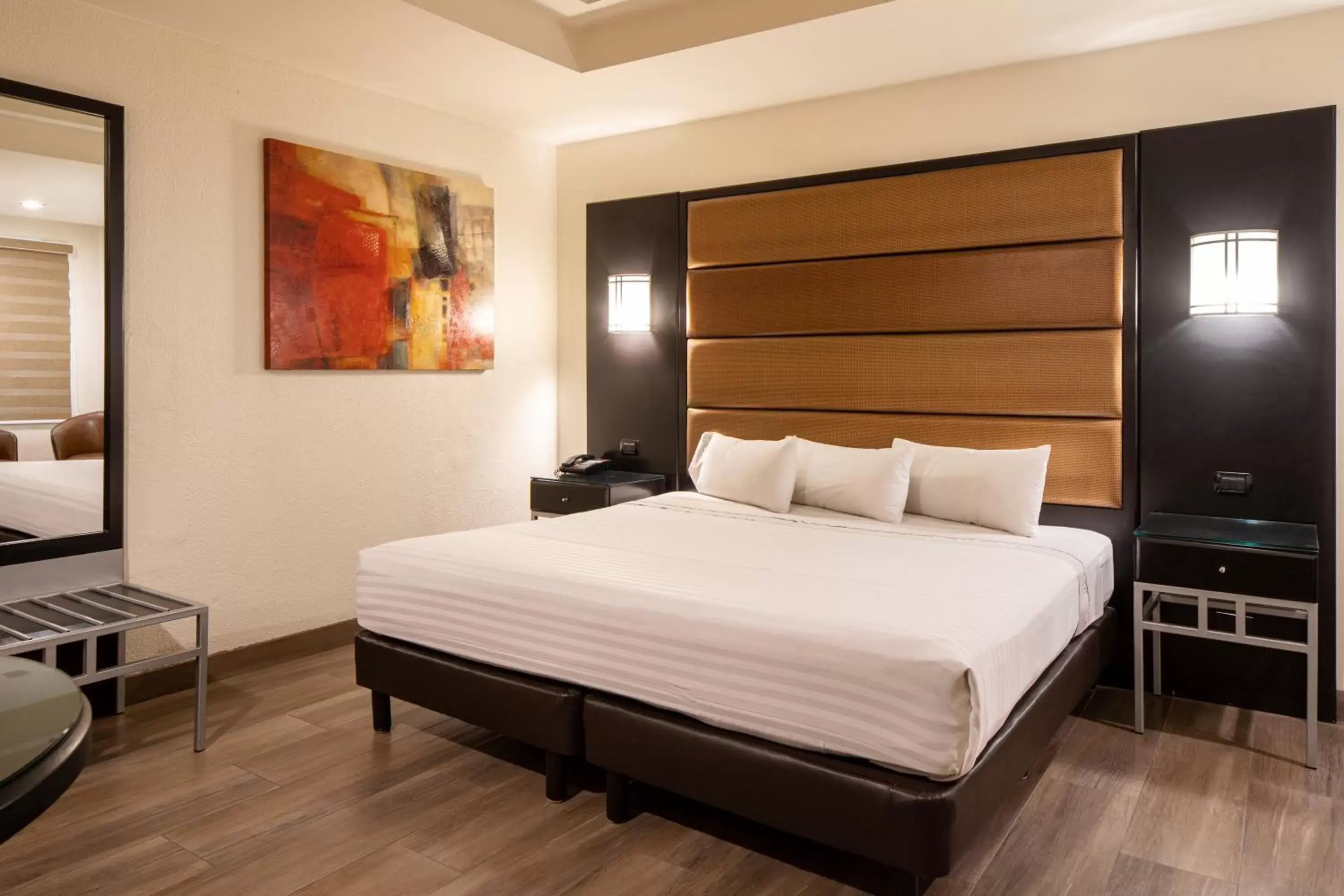 Bed in Hotel Astor Tijuana