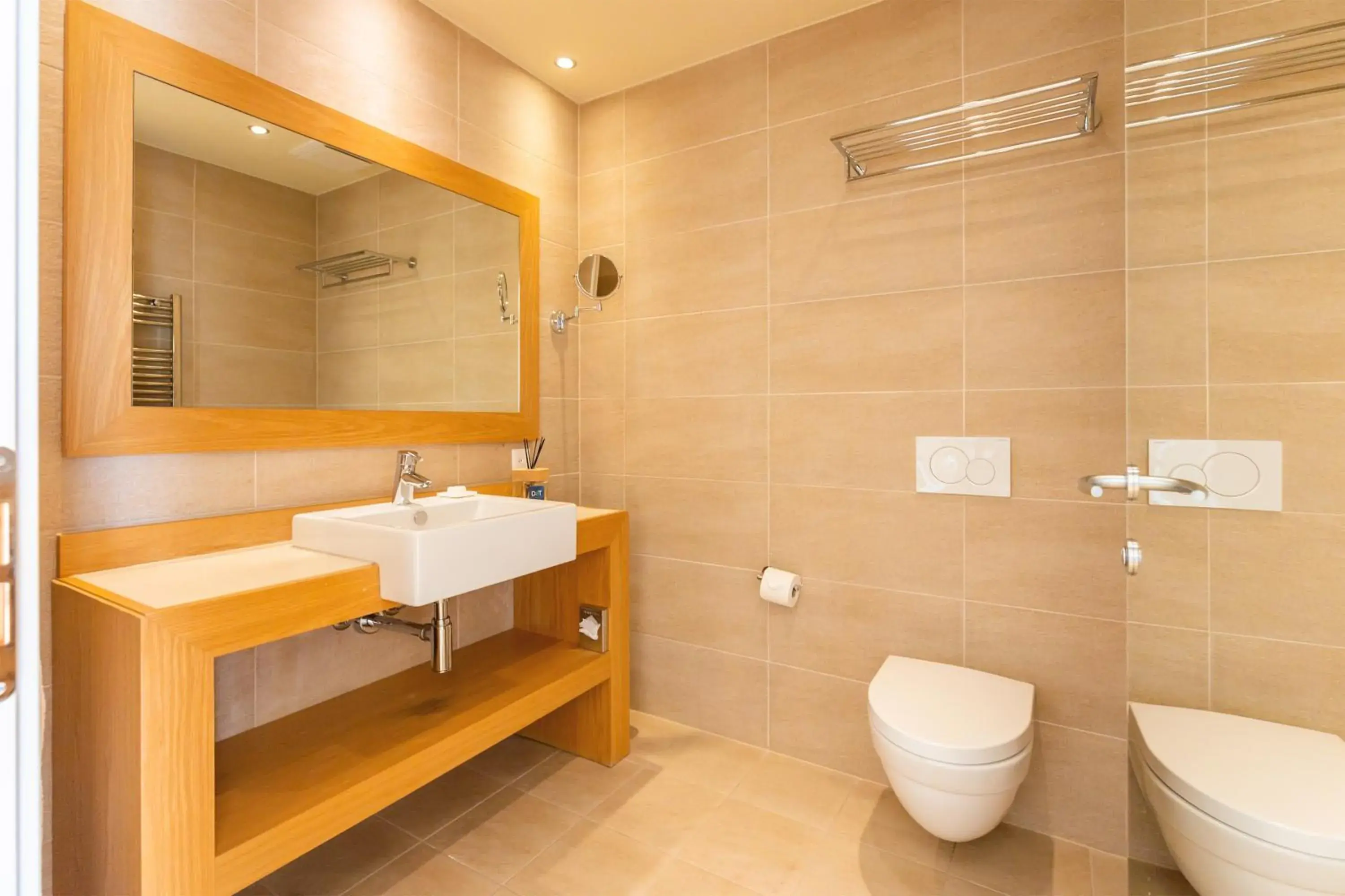 Bathroom in Kurhaus Cademario Hotel & DOT Spa - Ticino Hotels Group