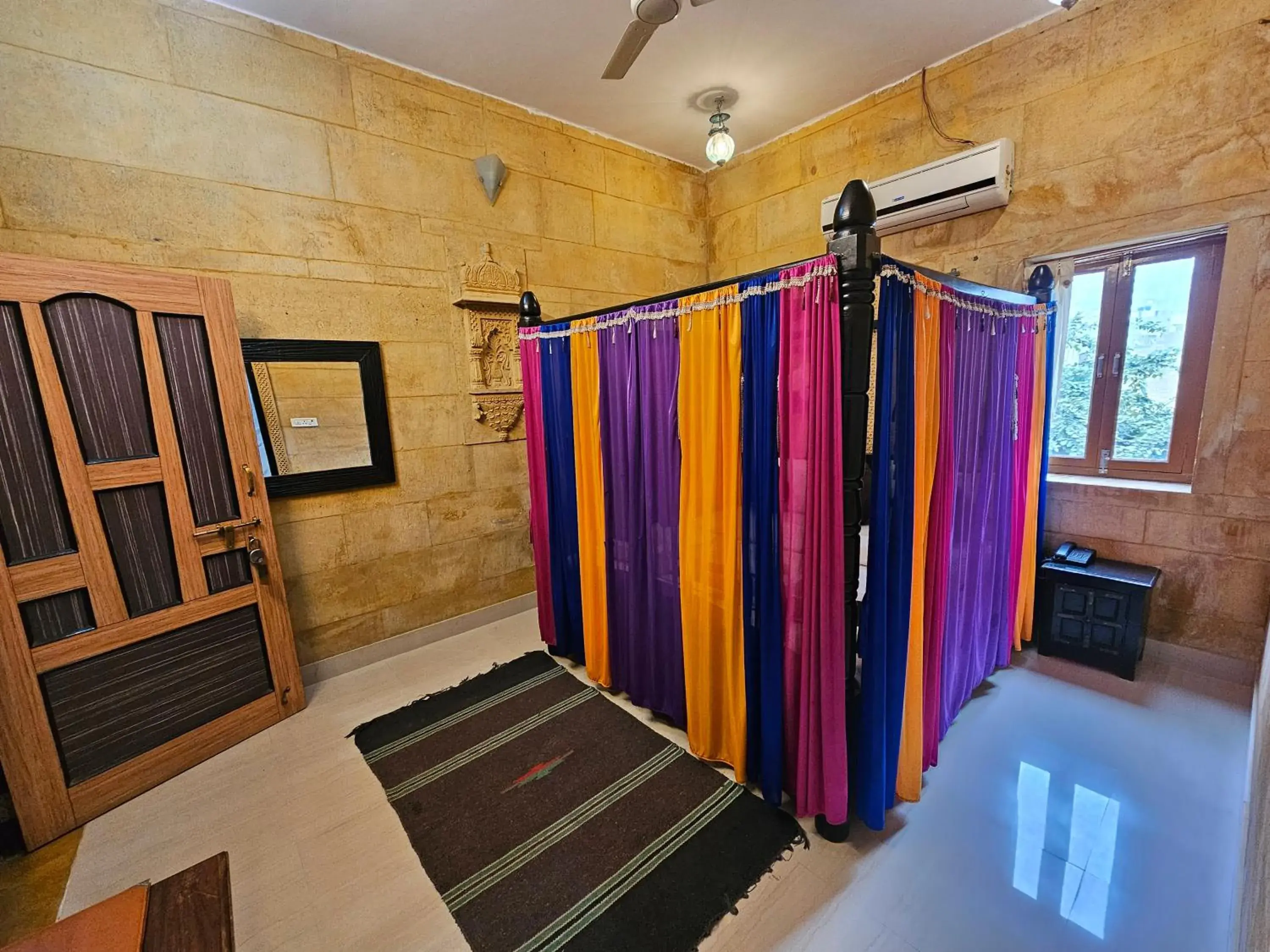 Bedroom in Hotel Royal Haveli