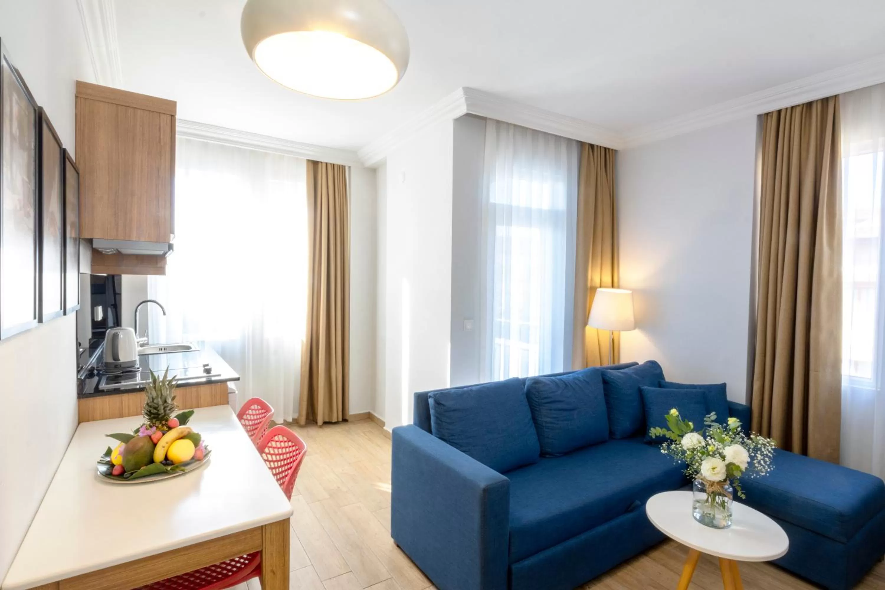 Living room in Comfort Suites