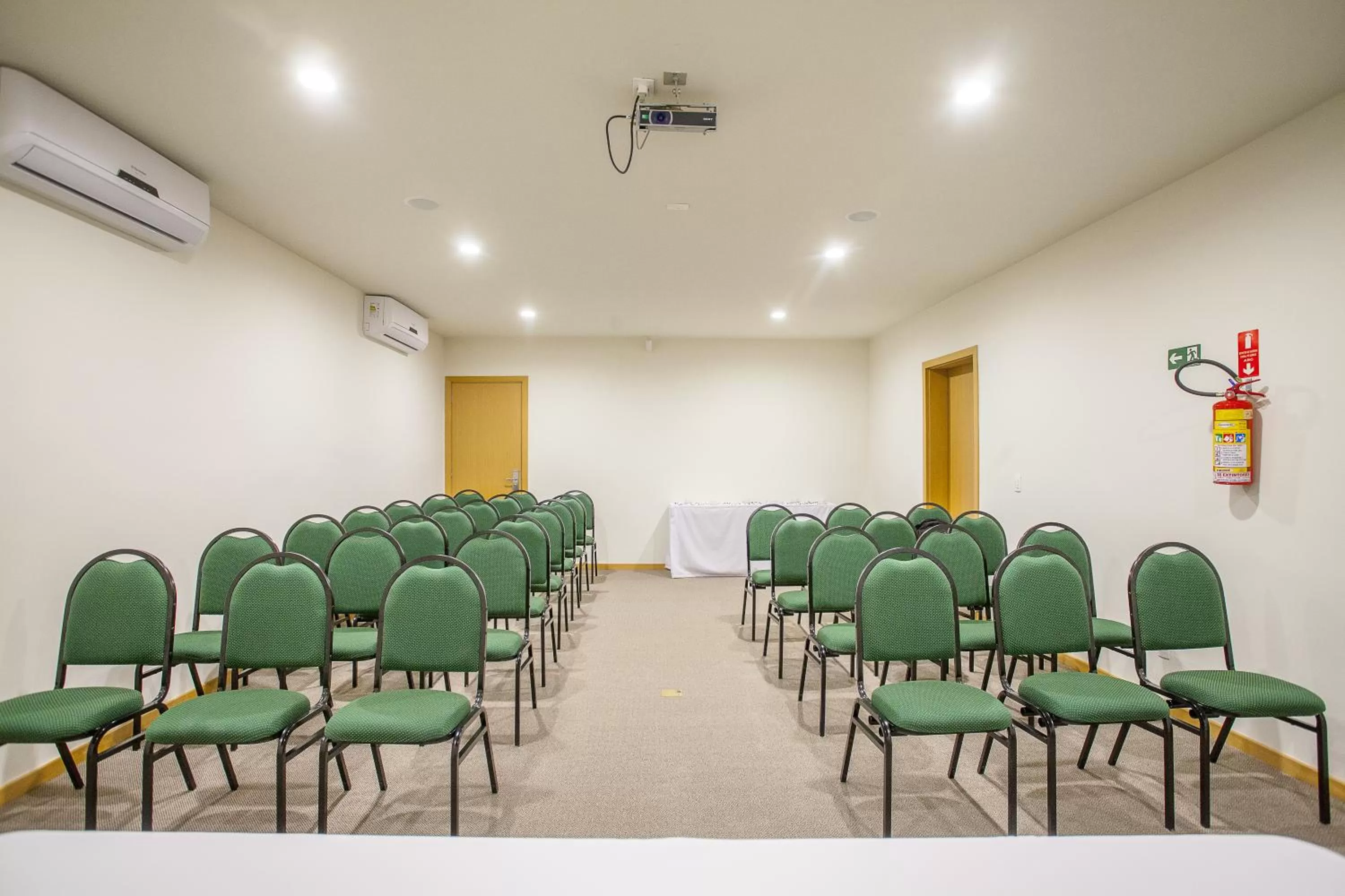 Banquet/Function facilities in São Carlos Marklin Suítes