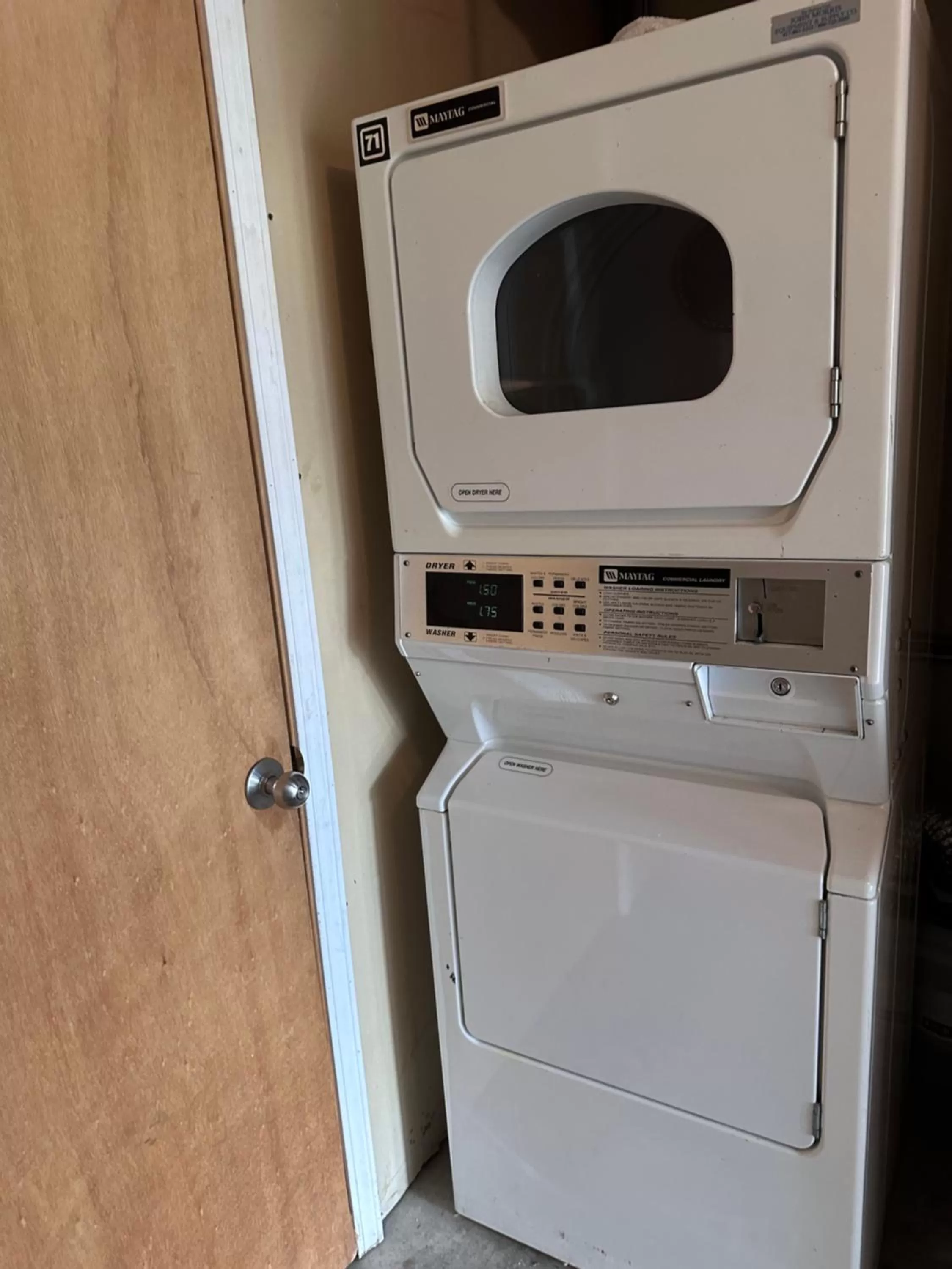 laundry in Rosebud Inn