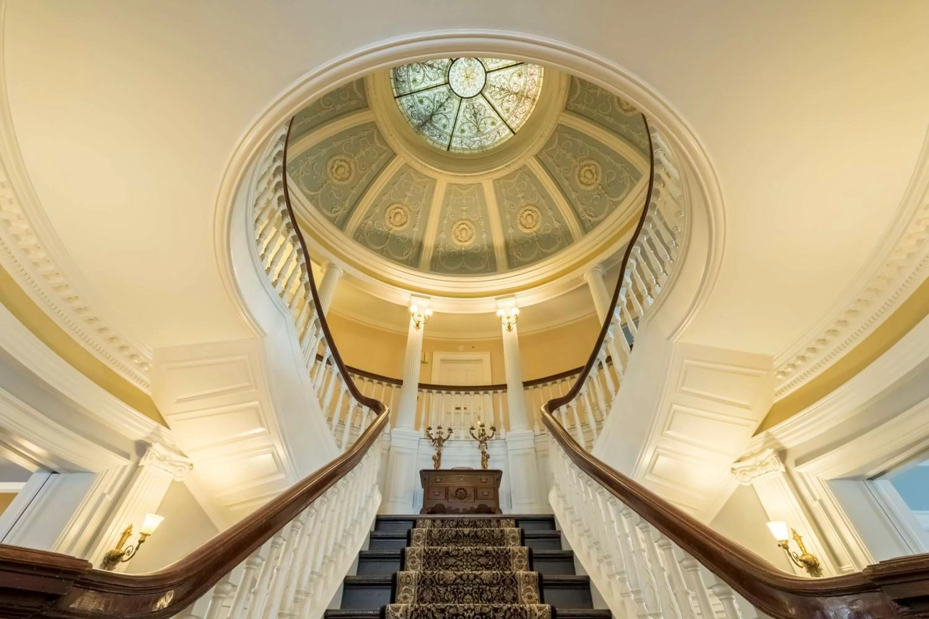 Restaurant/places to eat in The Strathallan - a DoubleTree by Hilton