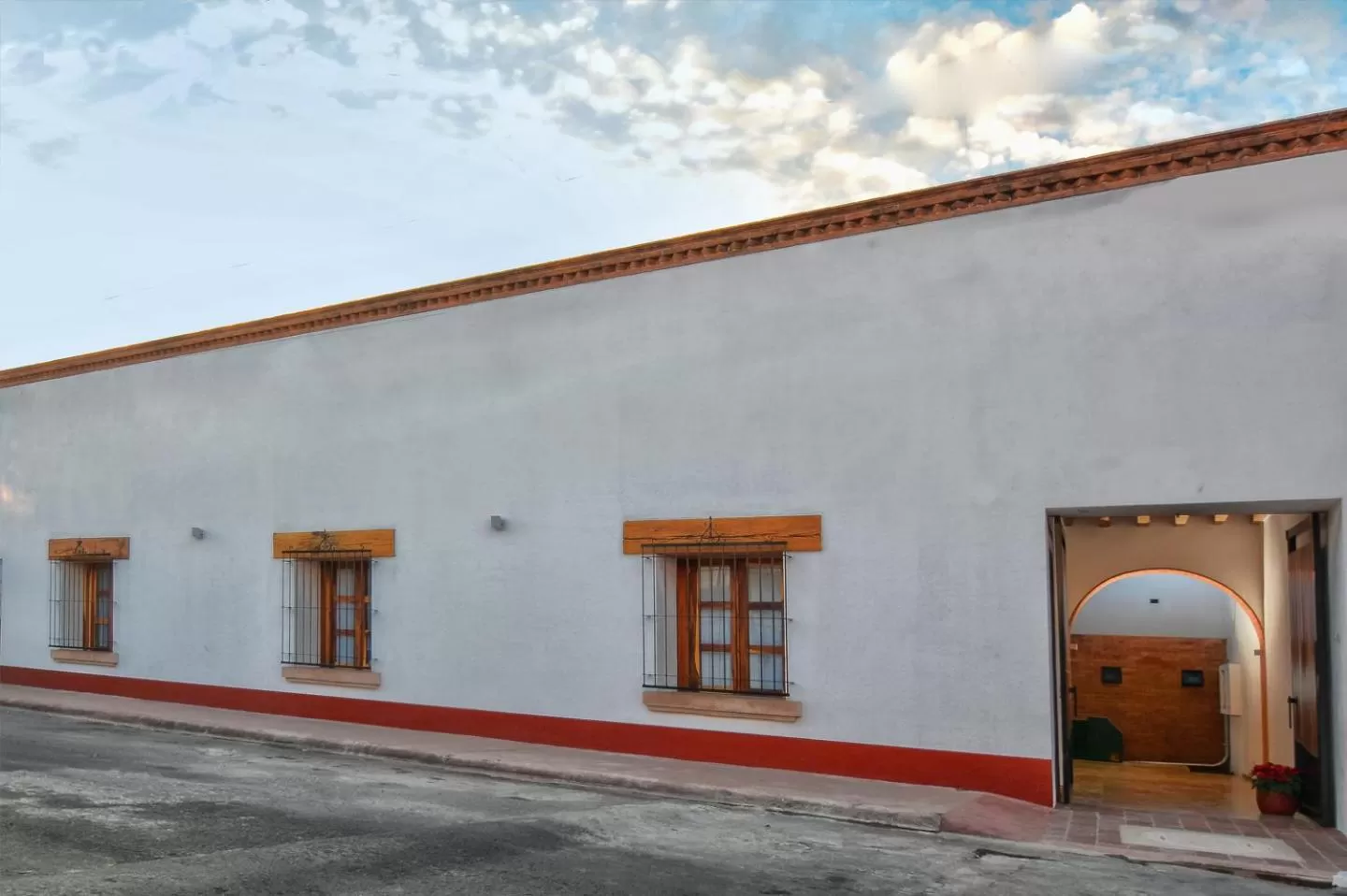 Facade/entrance, Property Building in Hotel Casa Iturbe