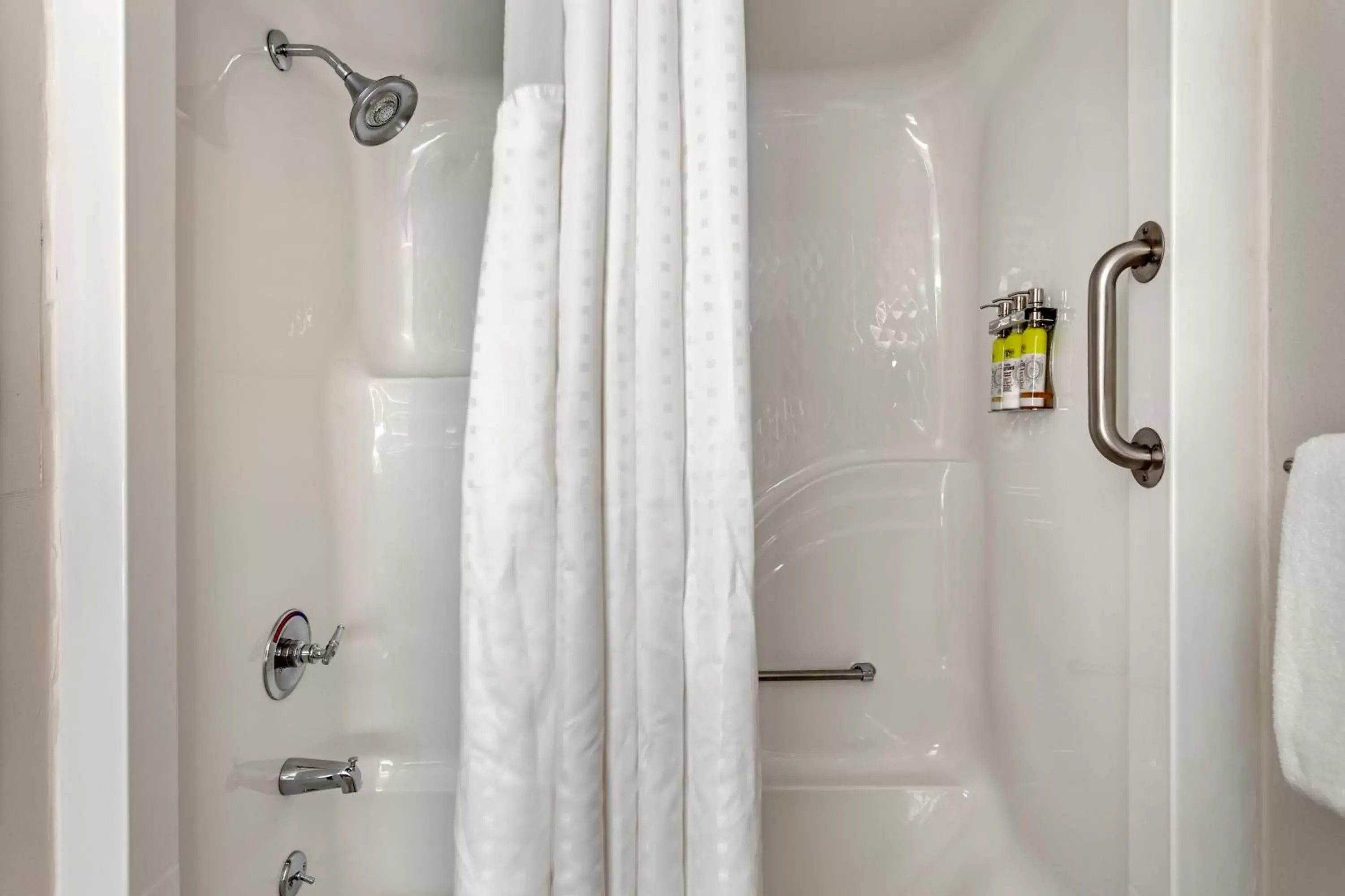 Bathroom in Holiday Inn Express Branson- Green Mountain Drive, an IHG Hotel