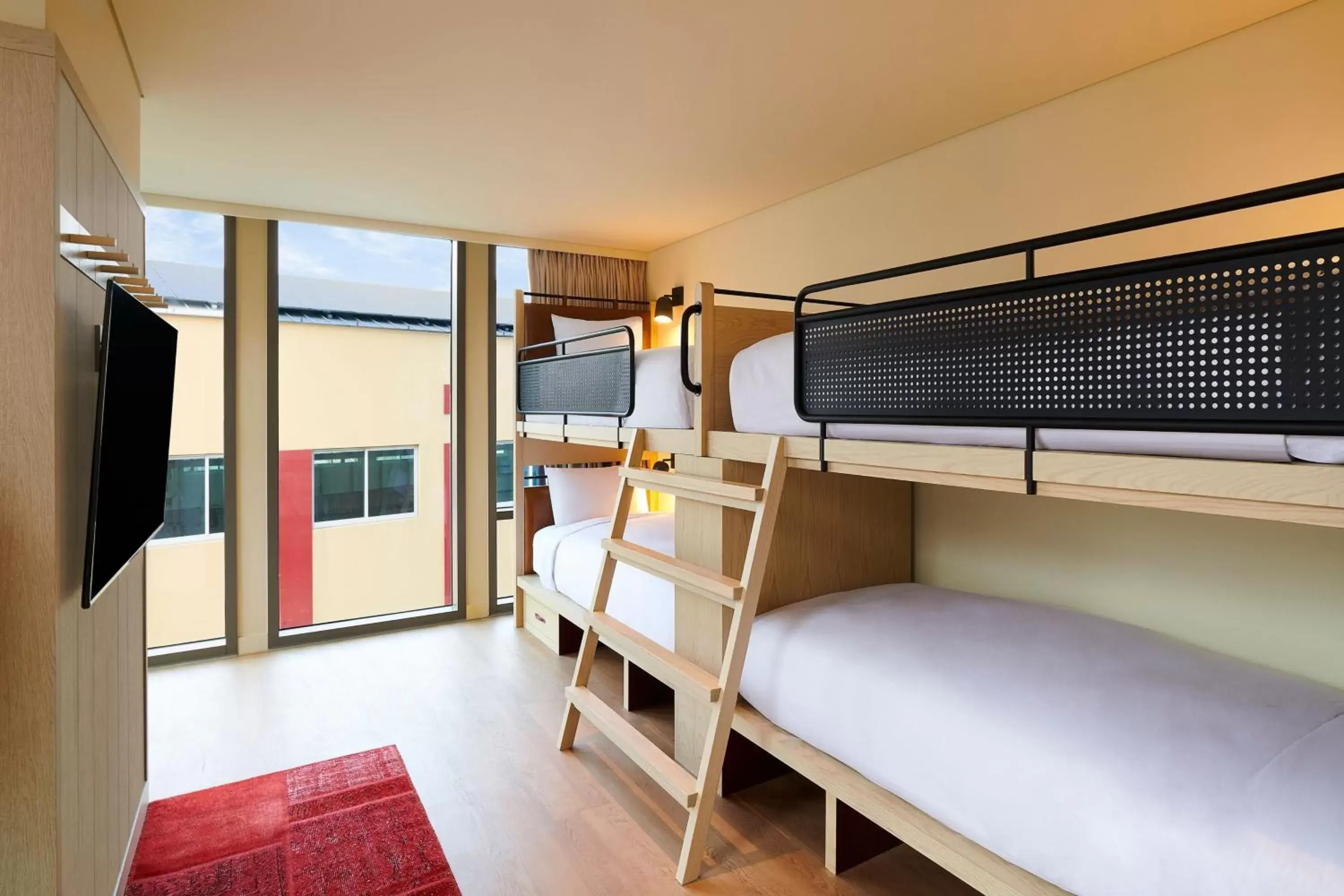 Photo of the whole room, Bunk Bed in Moxy Seoul Myeongdong