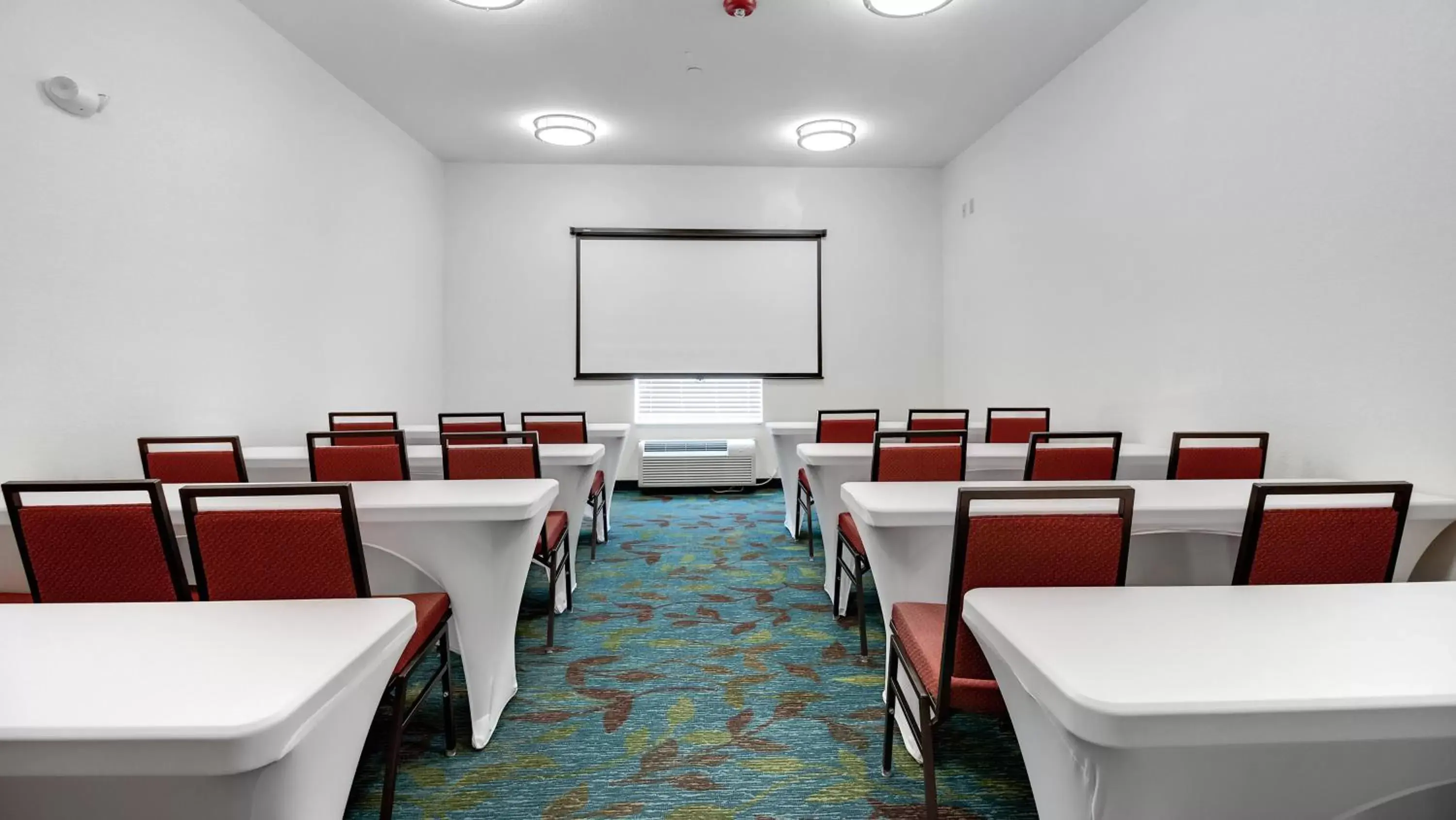 Meeting/conference room in Candlewood Suites Waco, an IHG Hotel