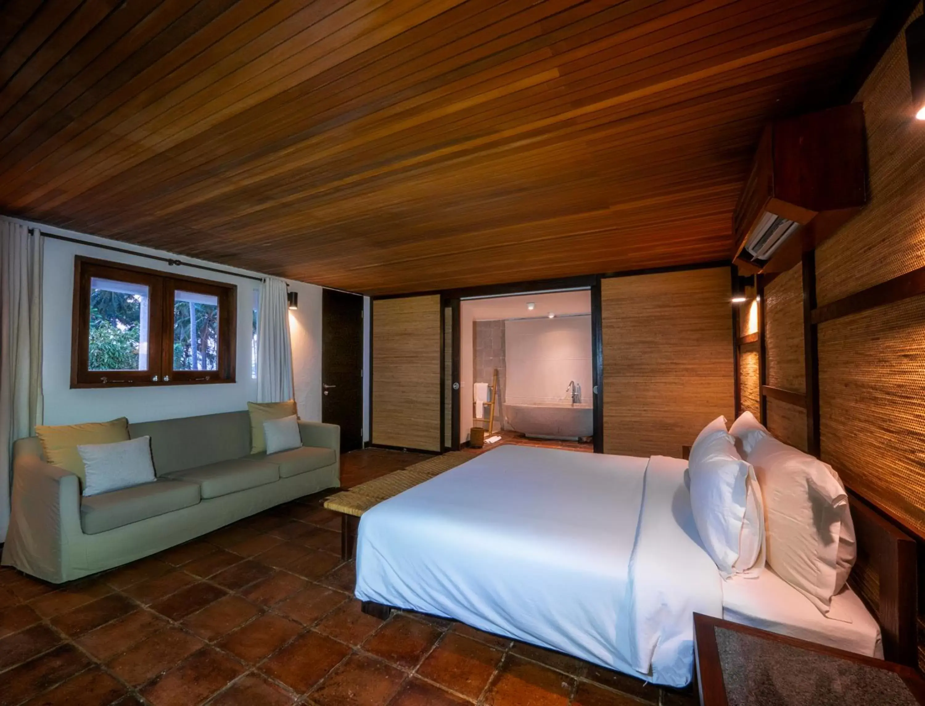 Bed in Jeeva Klui Resort