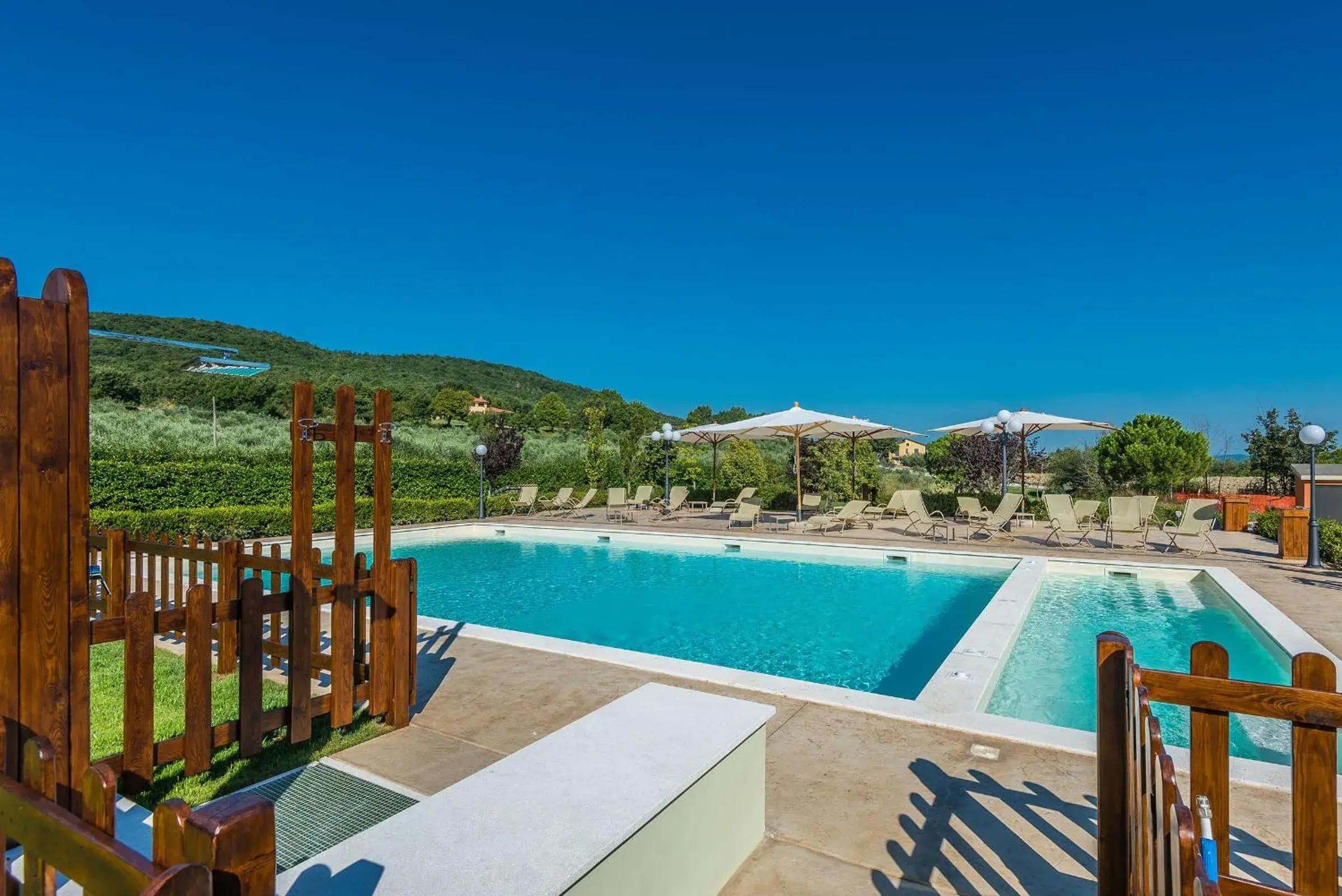 Property building, Swimming Pool in Relais Paradiso Resort & Spa