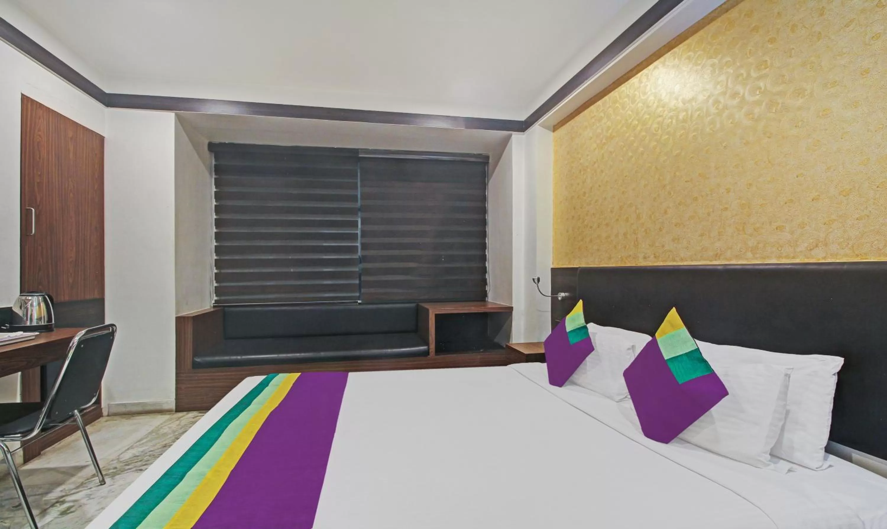 Bedroom, Bed in Treebo Tryst Dee Empresa