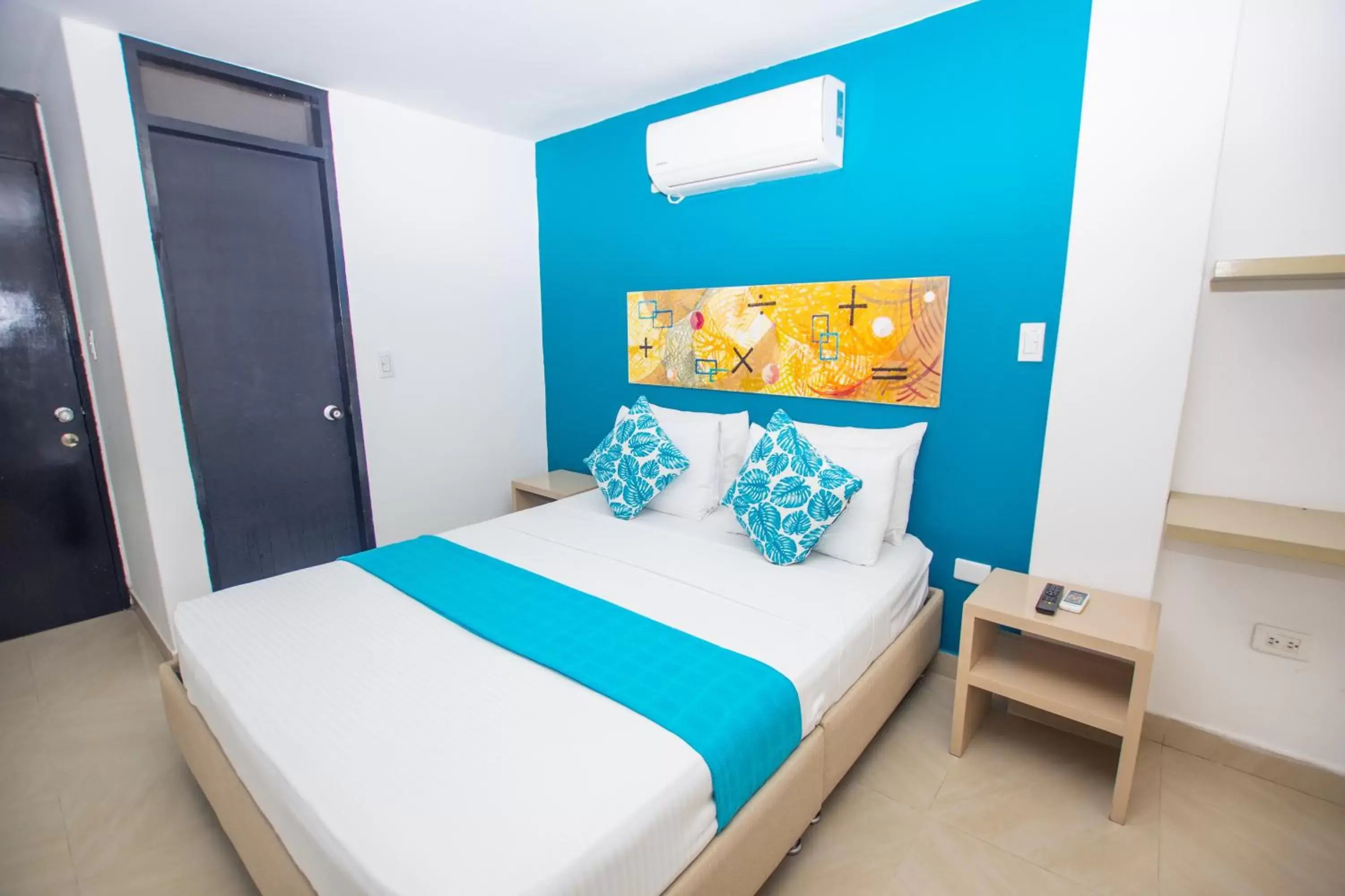 Bed in Hotel Taybo Beach