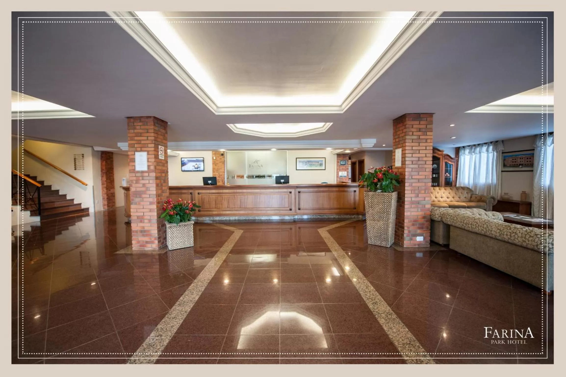 Lobby or reception in Farina Park Hotel
