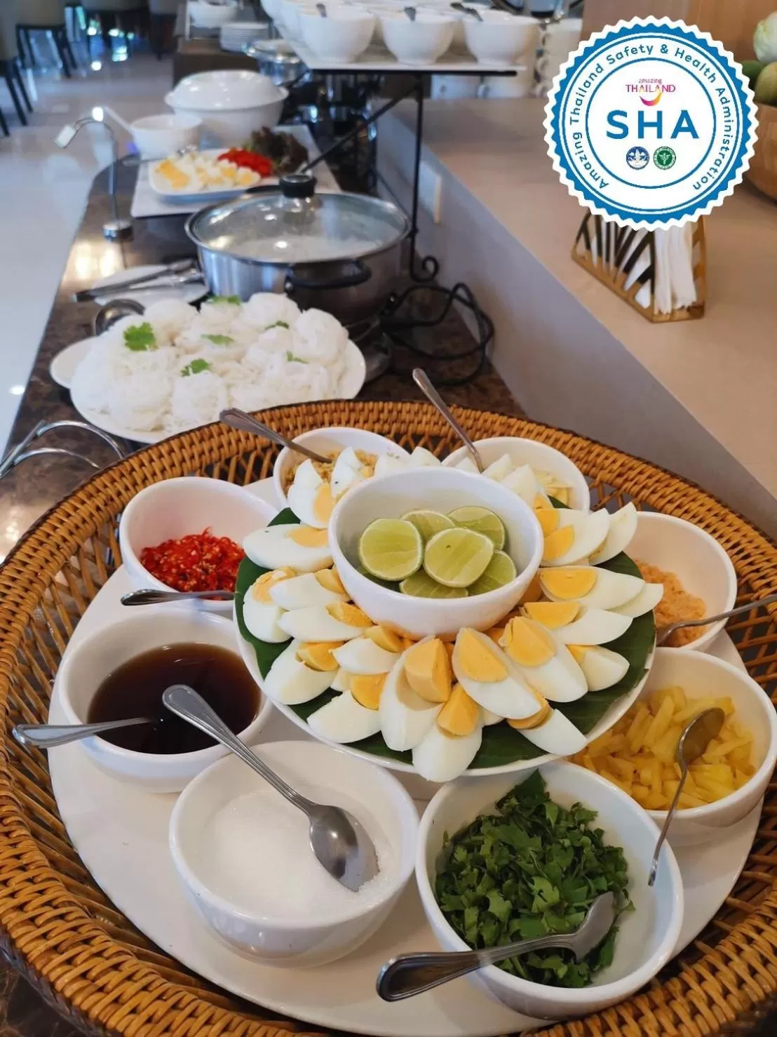 Restaurant/places to eat in S Bangkok Hotel, Navamin