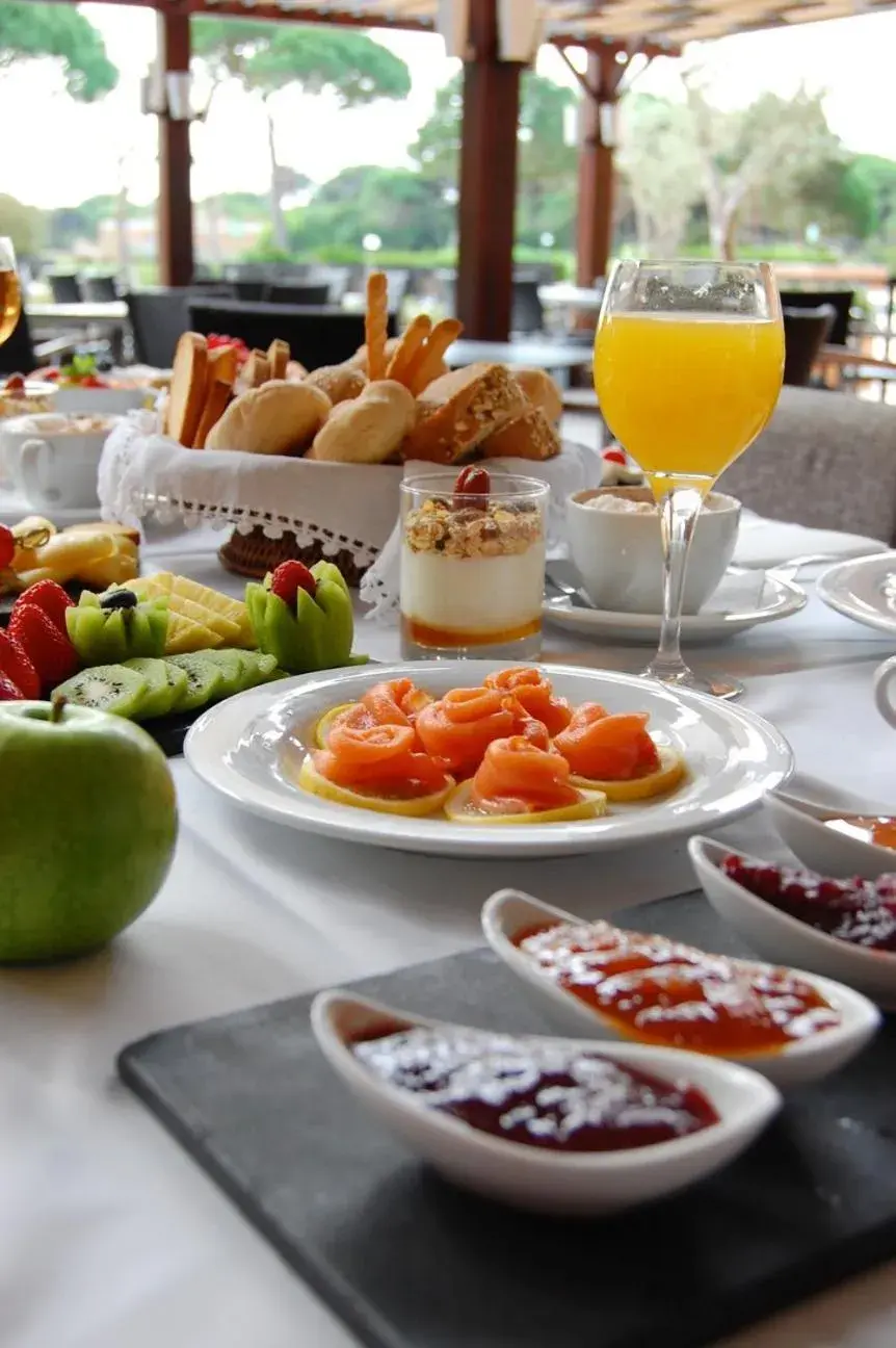 Breakfast in Onyria Quinta da Marinha Hotel