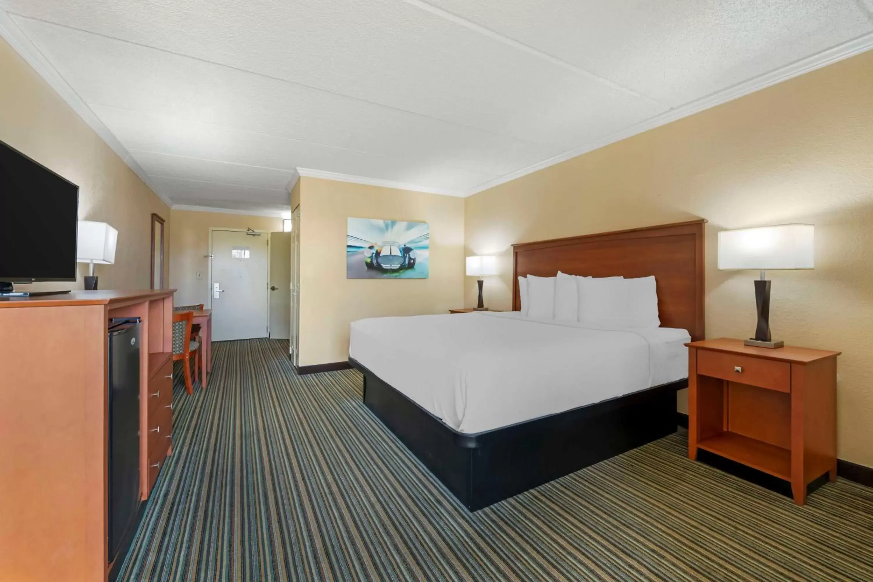 Bedroom, Bed in Best Western International Speedway Hotel