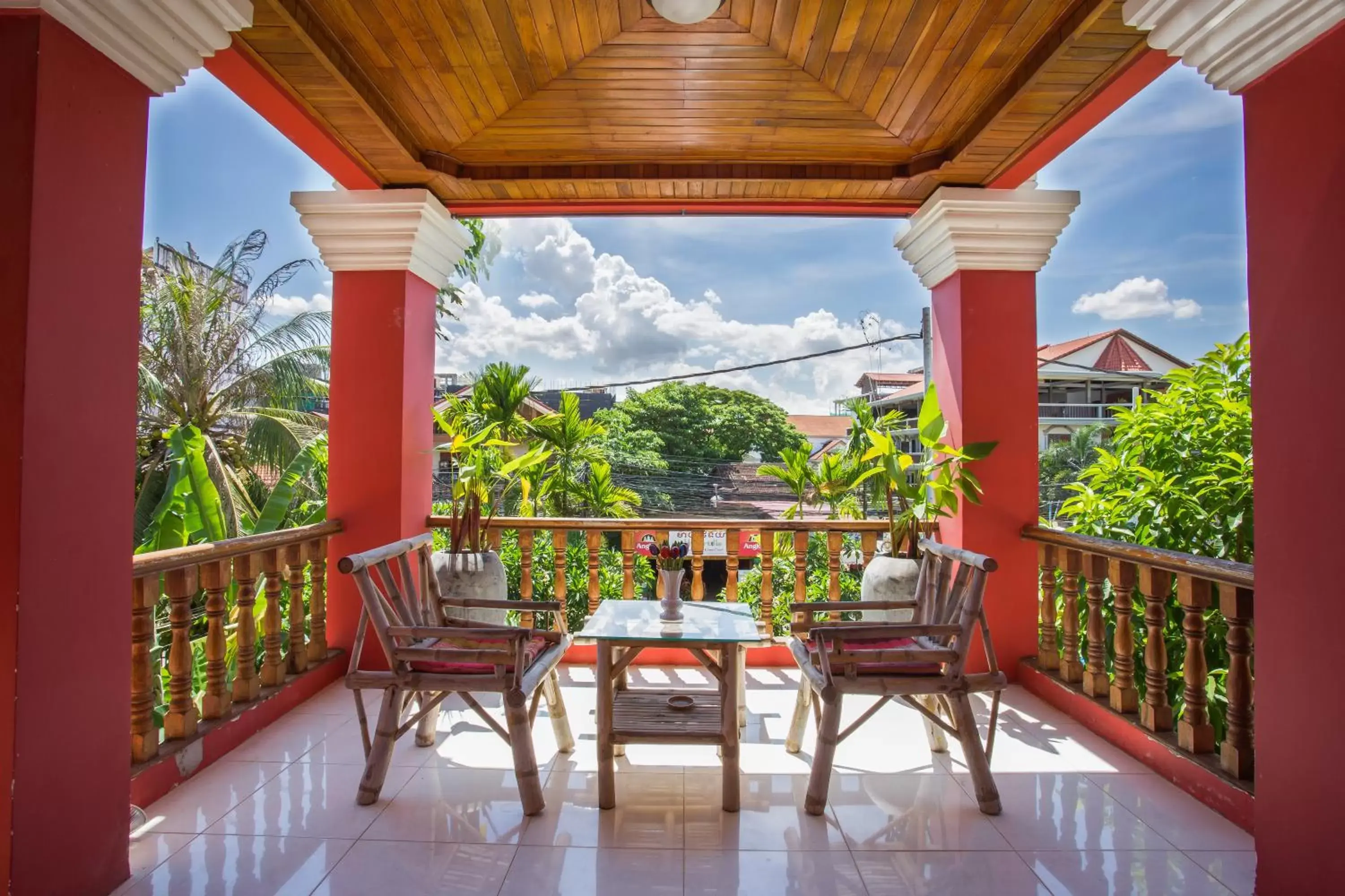 City view, Balcony/Terrace in Side Walk Hotel