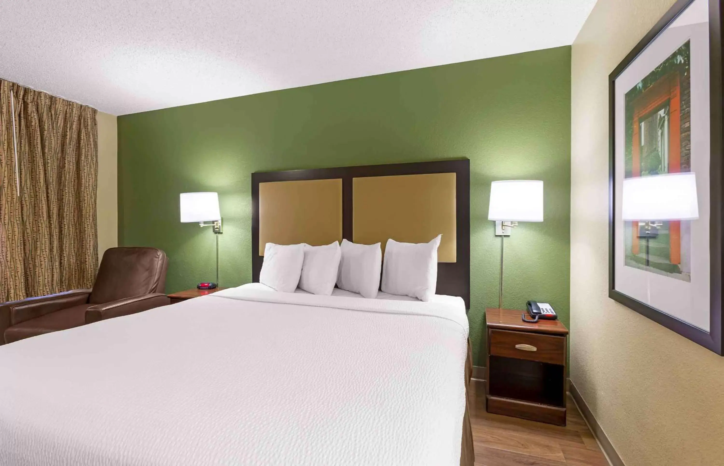 Bedroom, Bed in Extended Stay America Suites - Tucson - Grant Road