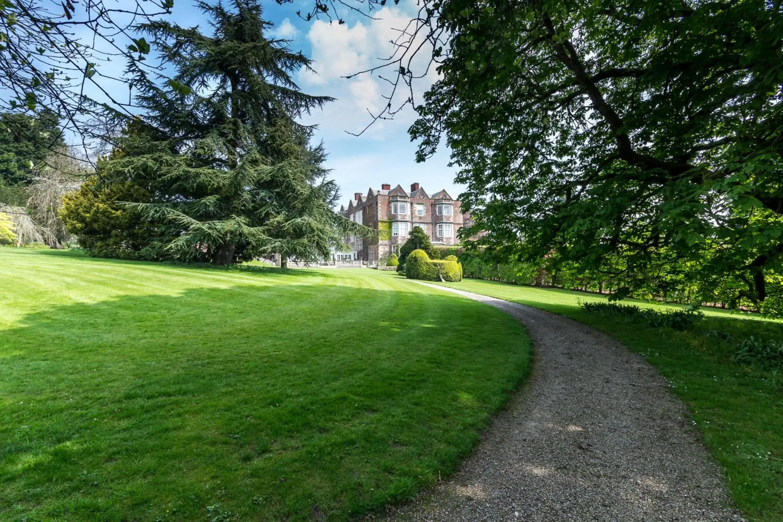 Garden in Goldsborough Hall